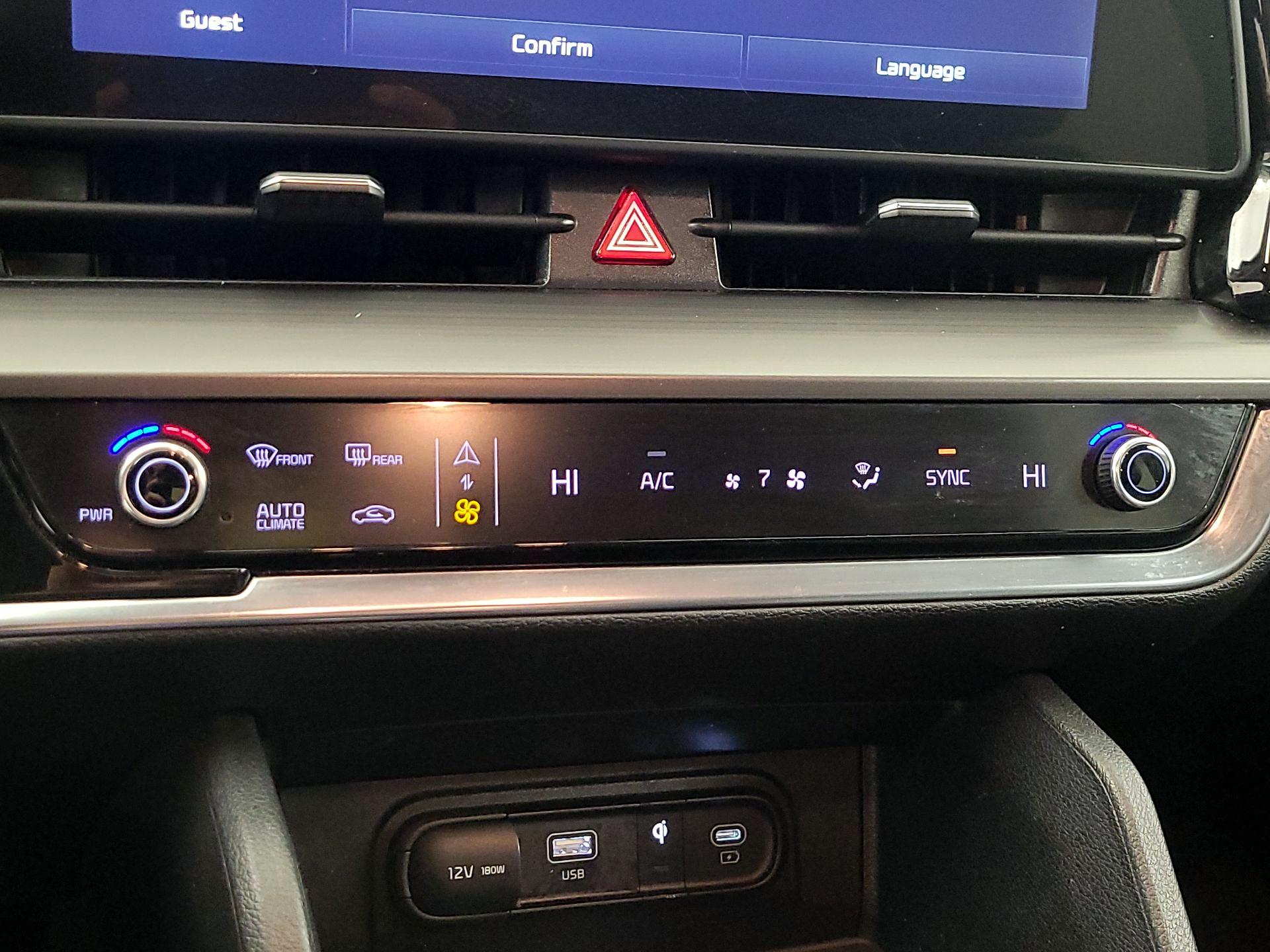 Thumbnail: 2023 Kia Sportage - 17