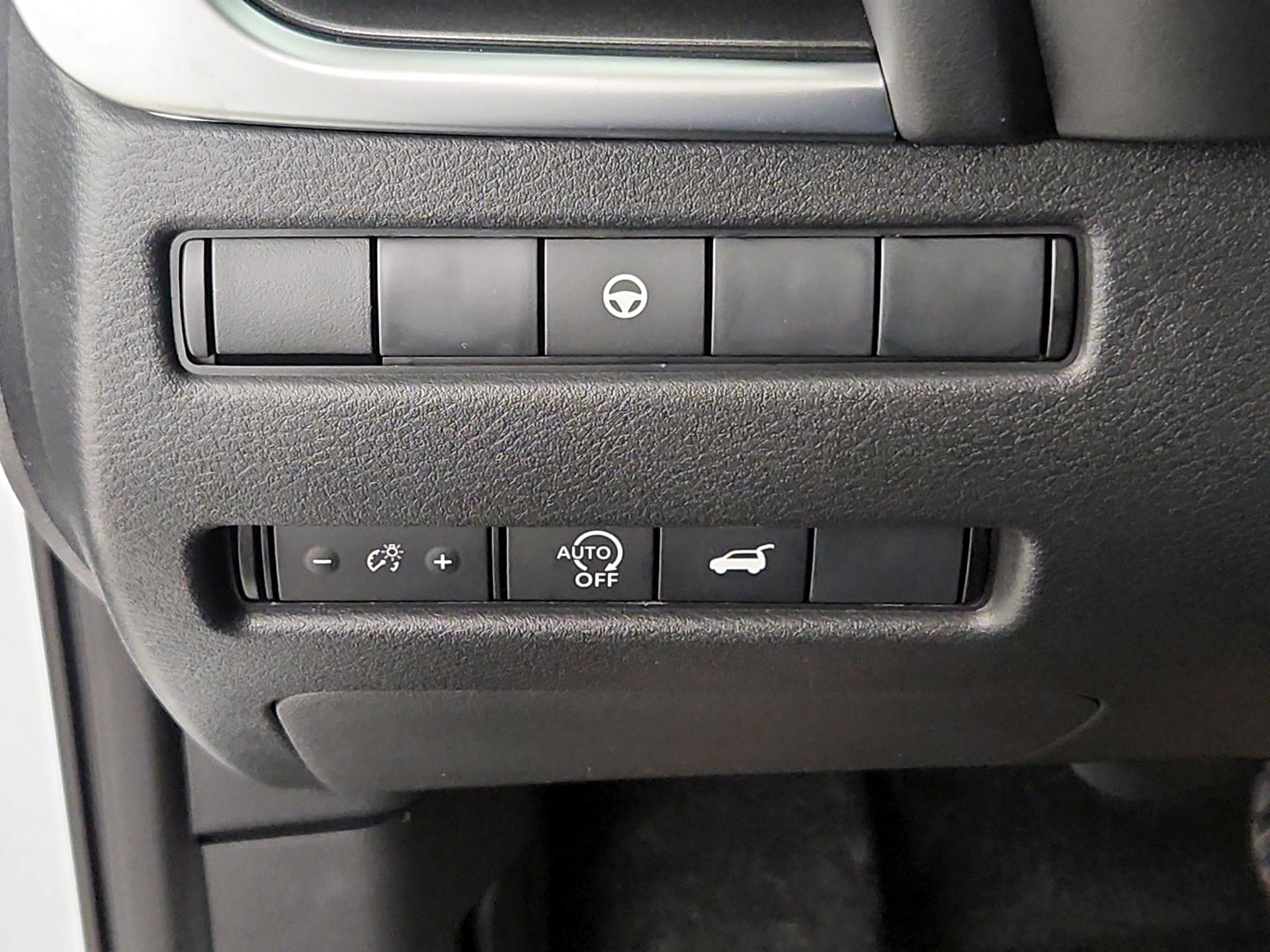 Thumbnail: 2025 Nissan Rogue - 13