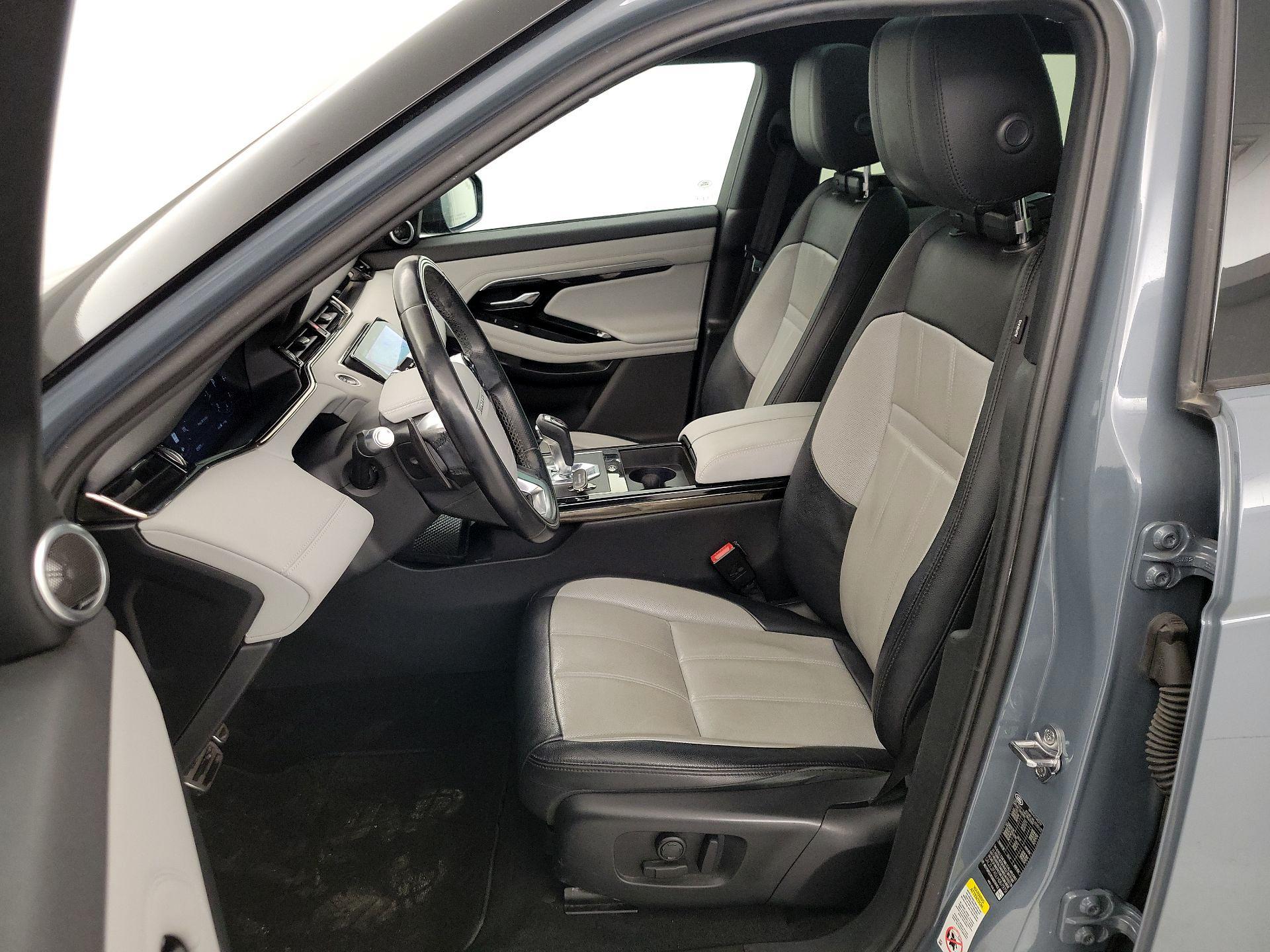 Thumbnail: 2020 Land Rover Range Rover Evoque - 11