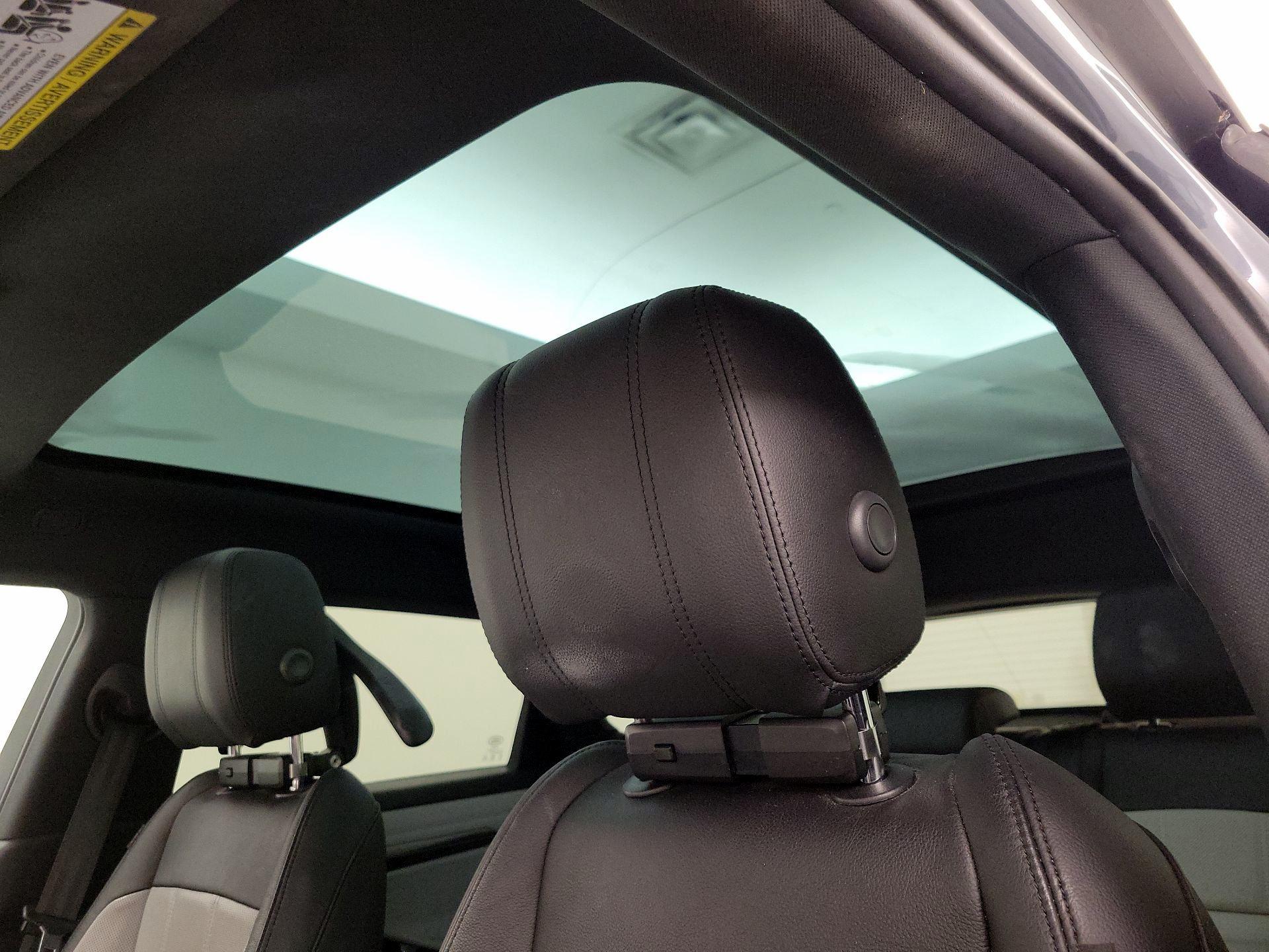 Thumbnail: 2020 Land Rover Range Rover Evoque - 20