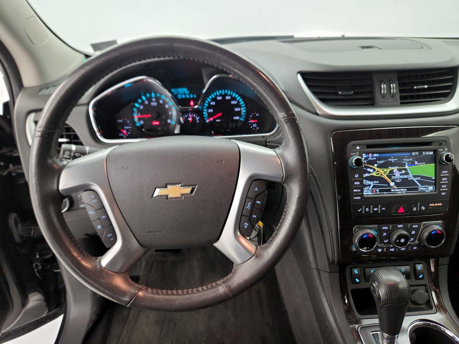 Thumbnail: 2015 Chevrolet Traverse - 10