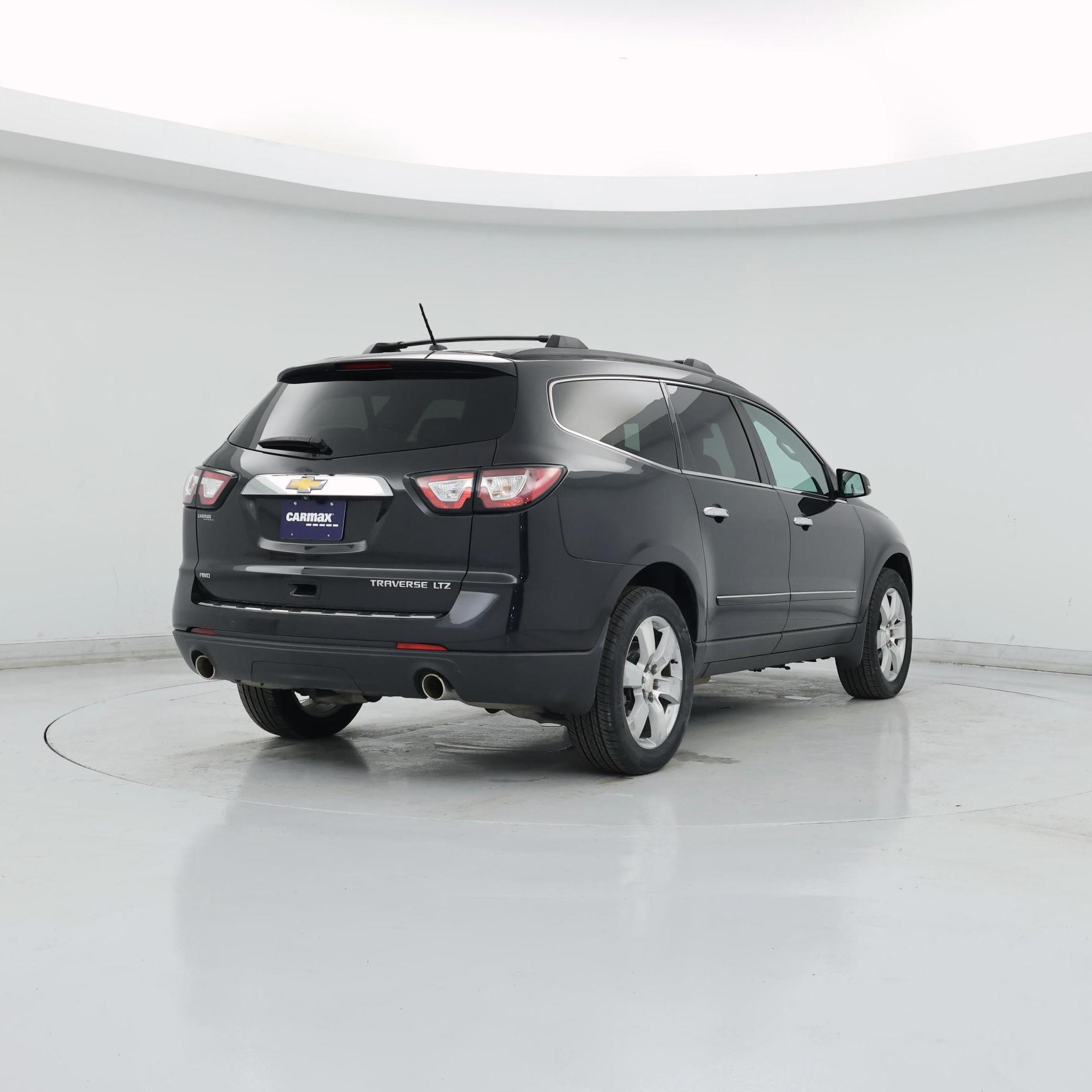 Thumbnail: 2015 Chevrolet Traverse - 8