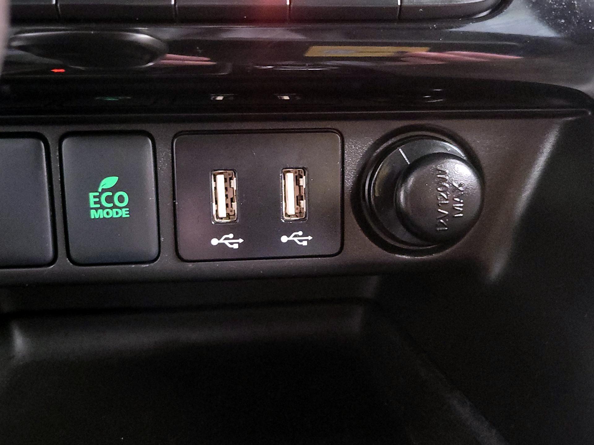 Thumbnail: 2024 Mitsubishi Eclipse Cross - 19