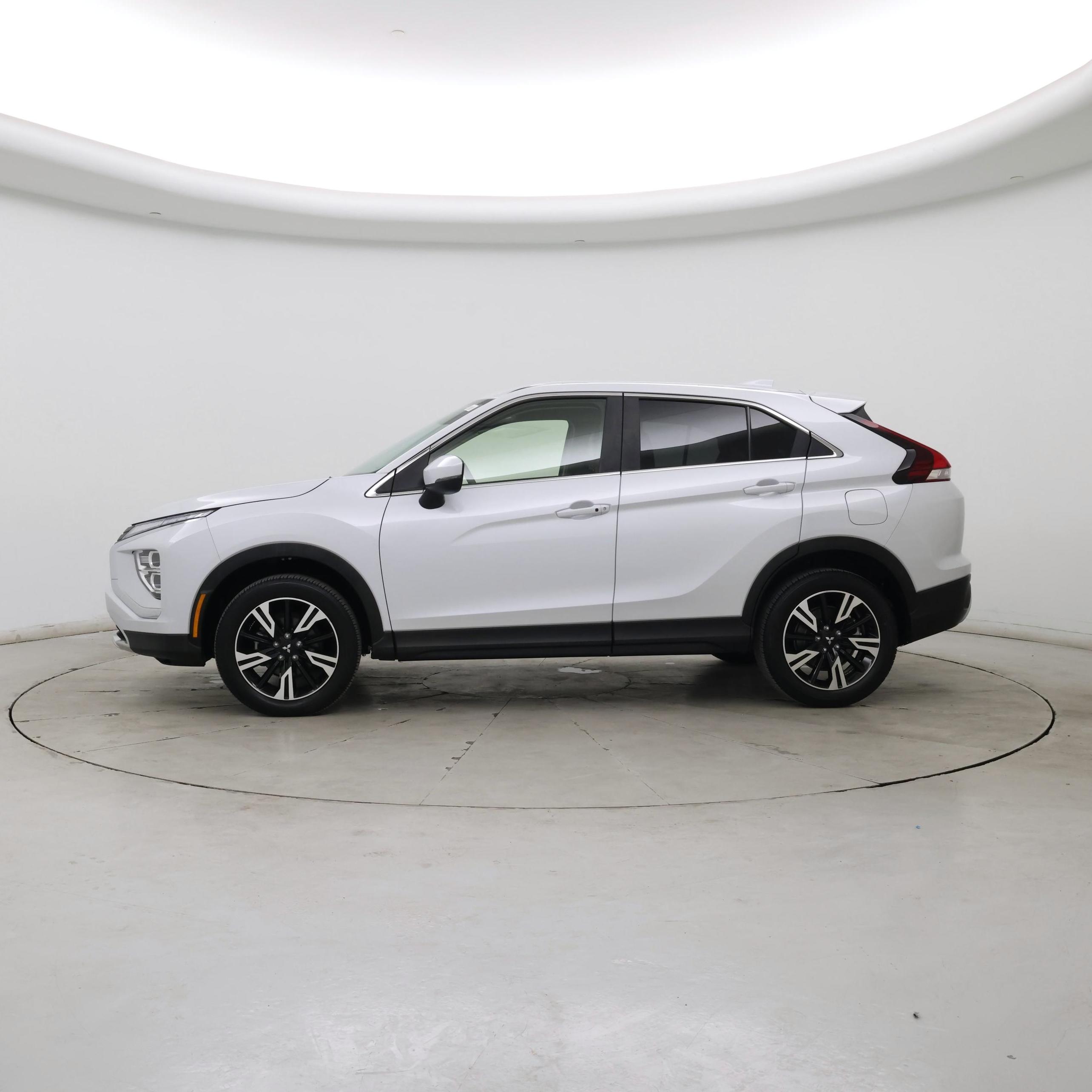 Thumbnail: 2024 Mitsubishi Eclipse Cross - 3