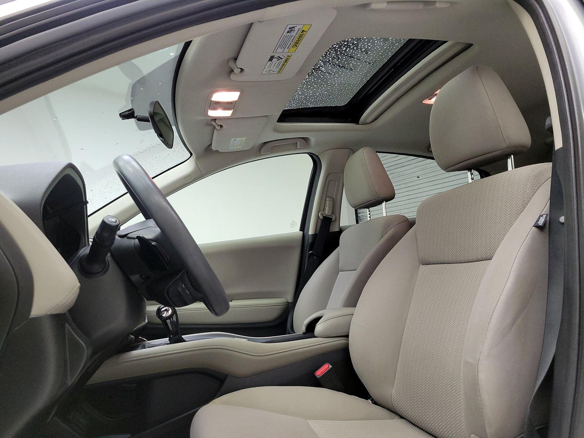 Thumbnail: 2018 Honda HR-V - 17