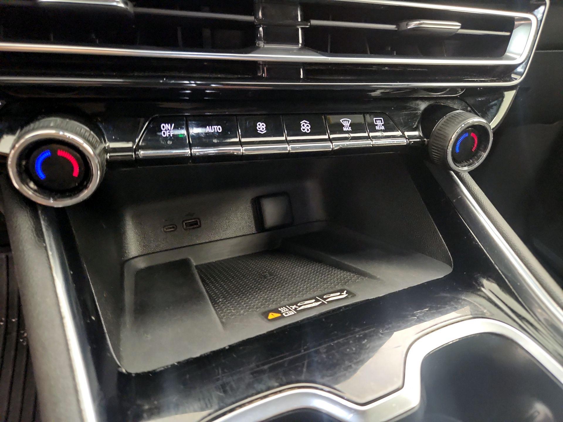 Thumbnail: 2024 Chevrolet Traverse - 19