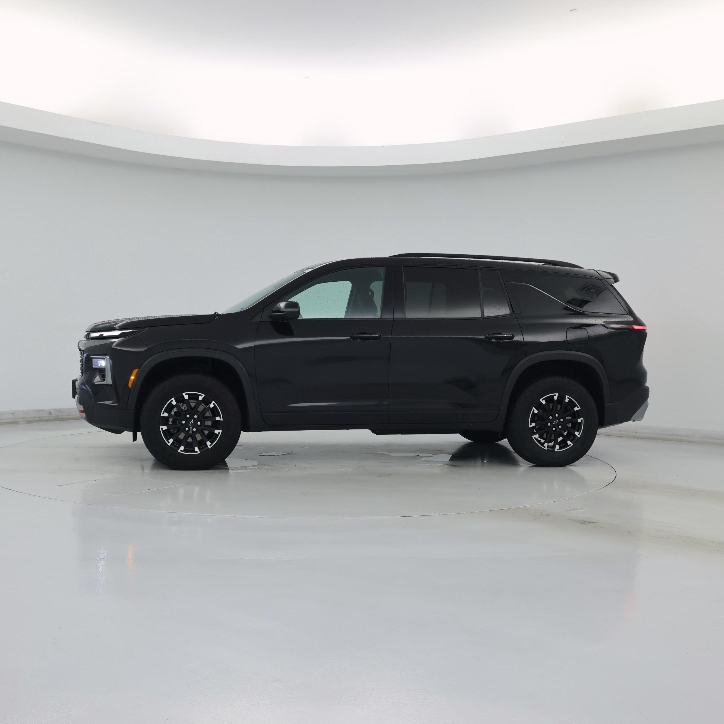 Thumbnail: 2024 Chevrolet Traverse - 3