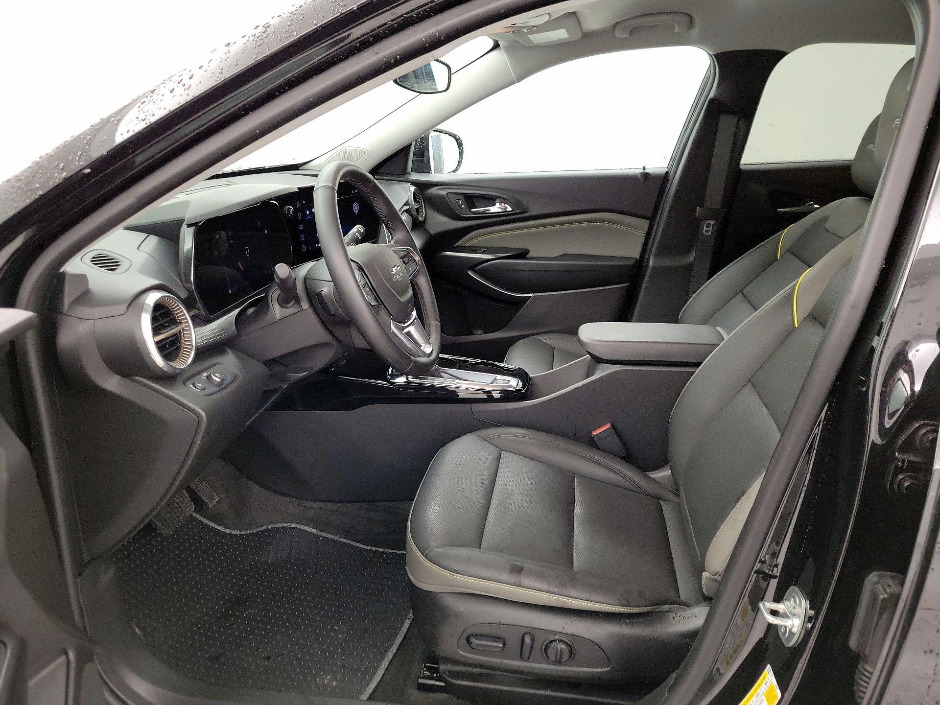 Thumbnail: 2025 Chevrolet Trax - 11