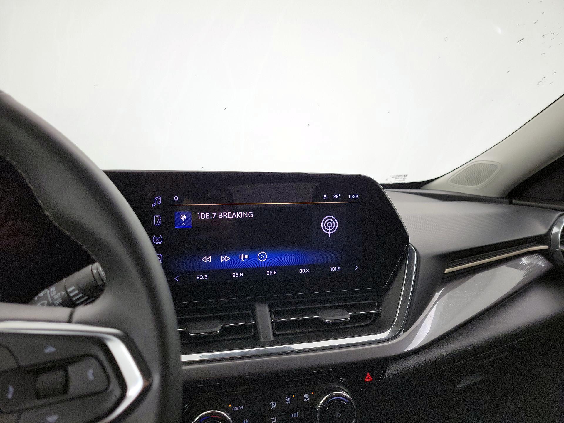 Thumbnail: 2025 Chevrolet Trax - 15