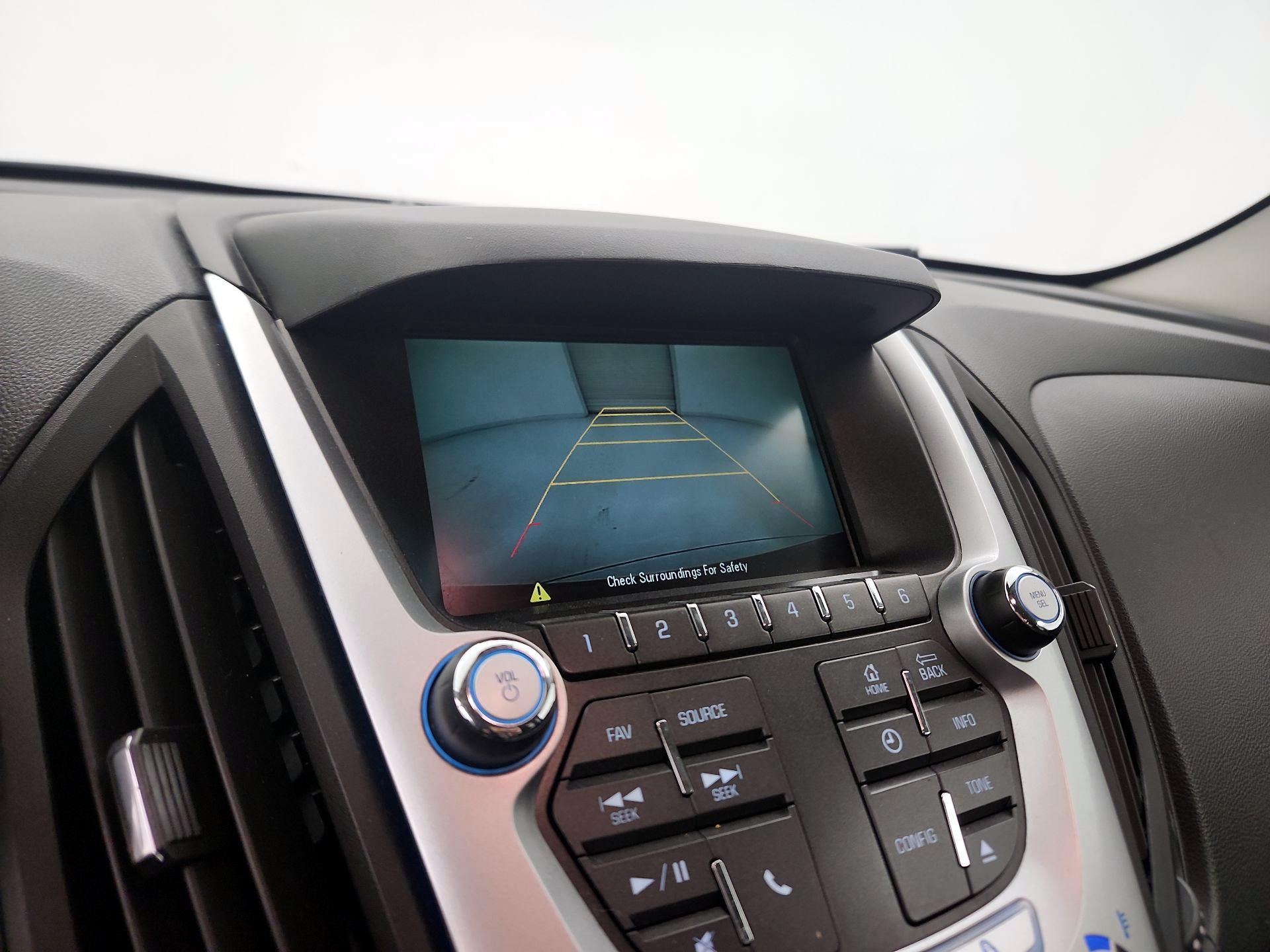 Thumbnail: 2015 Chevrolet Equinox - 14