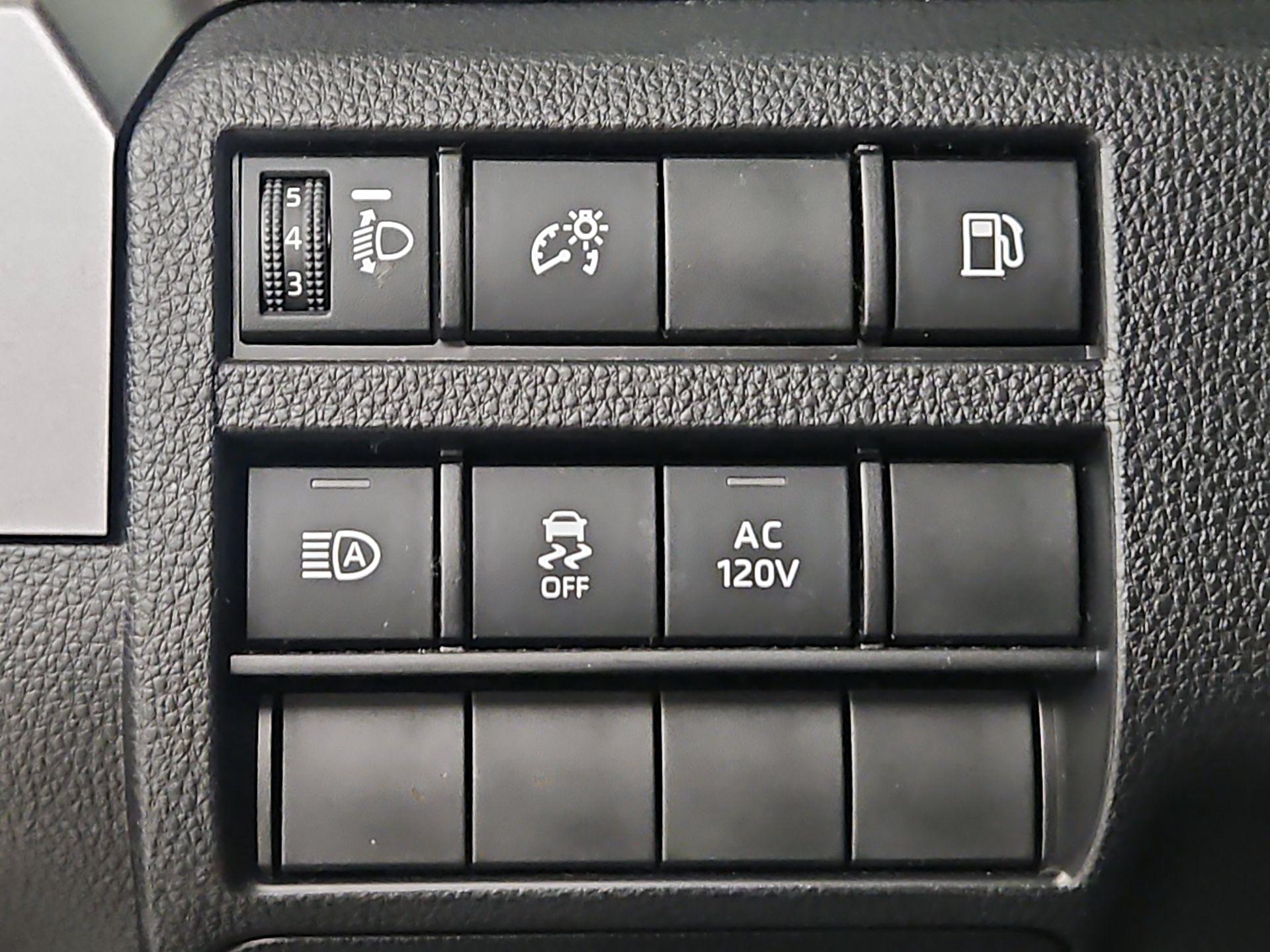 Thumbnail: 2025 Toyota 4Runner - 13