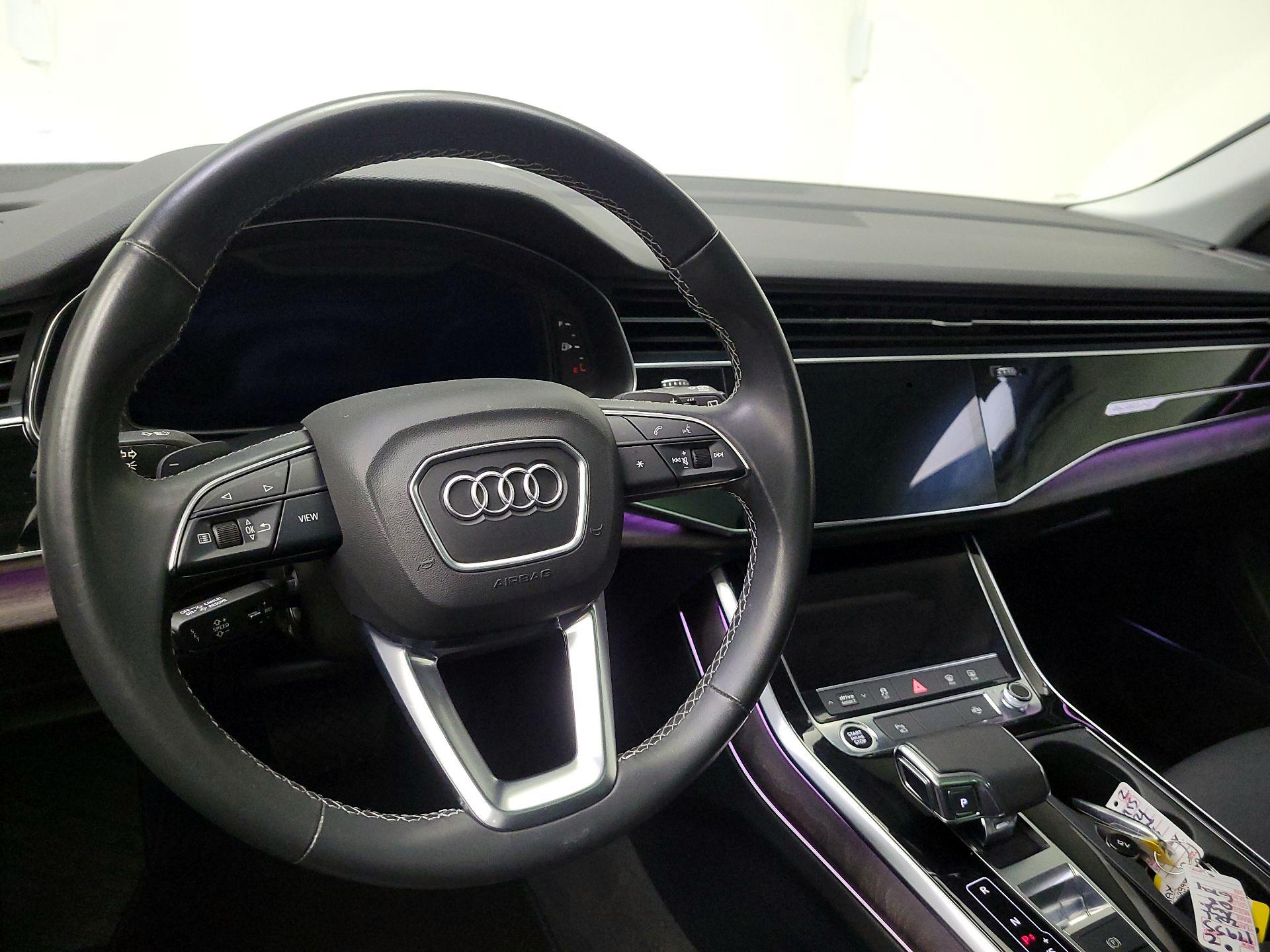 Thumbnail: 2021 Audi Q8 - 10