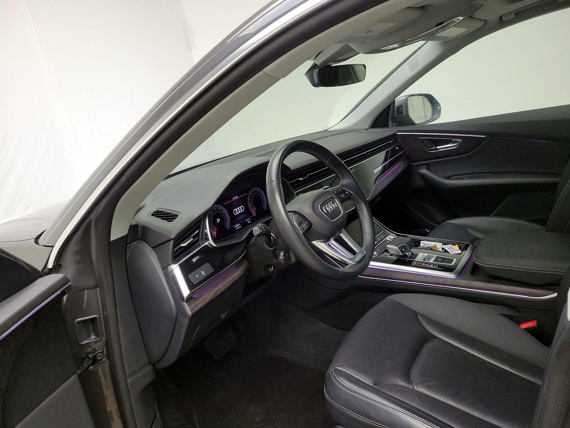 Thumbnail: 2021 Audi Q8 - 11