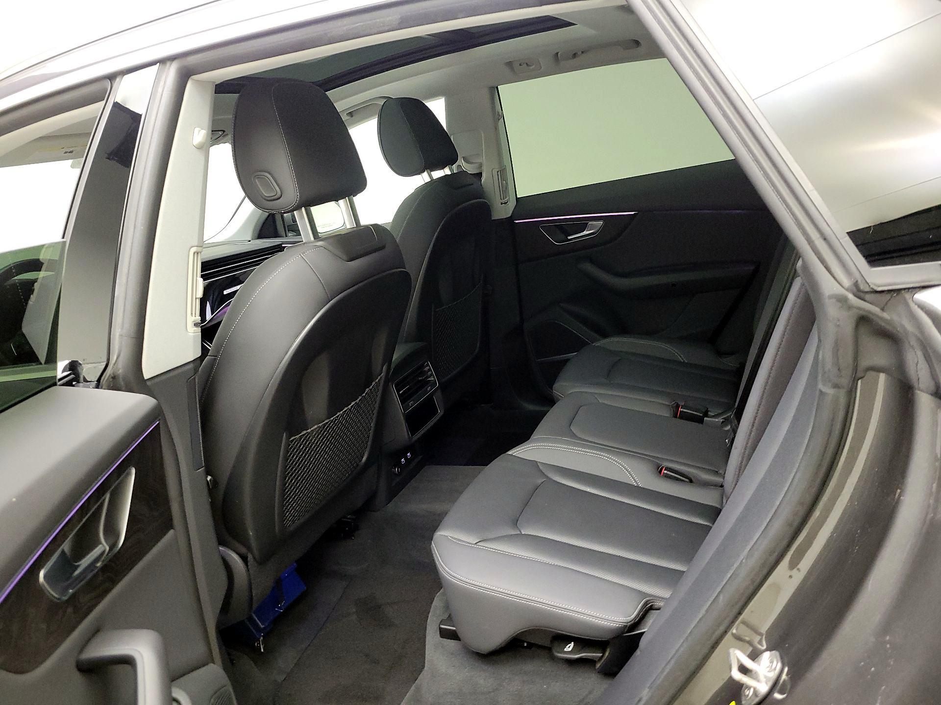 Thumbnail: 2021 Audi Q8 - 19