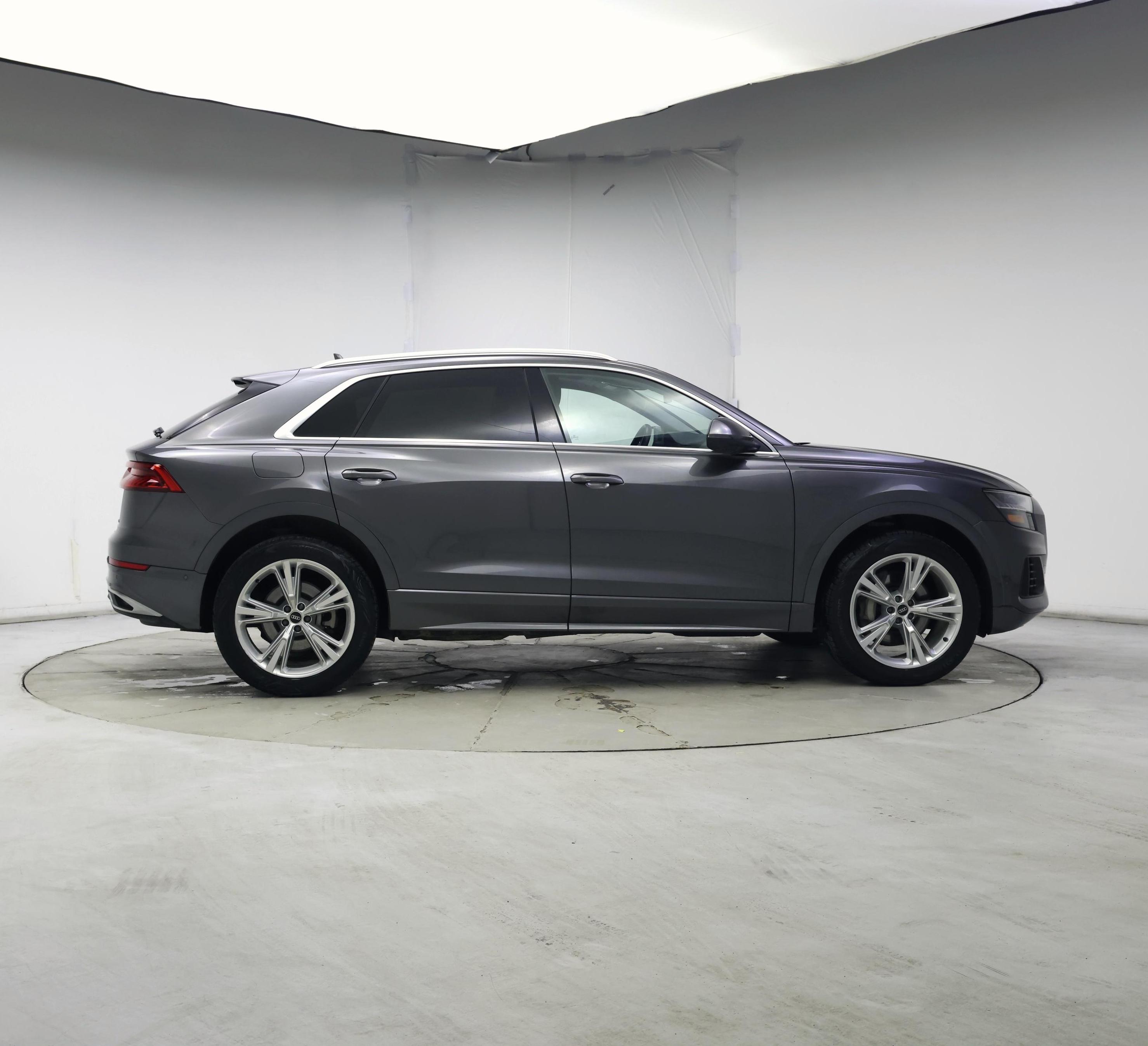 Thumbnail: 2021 Audi Q8 - 7