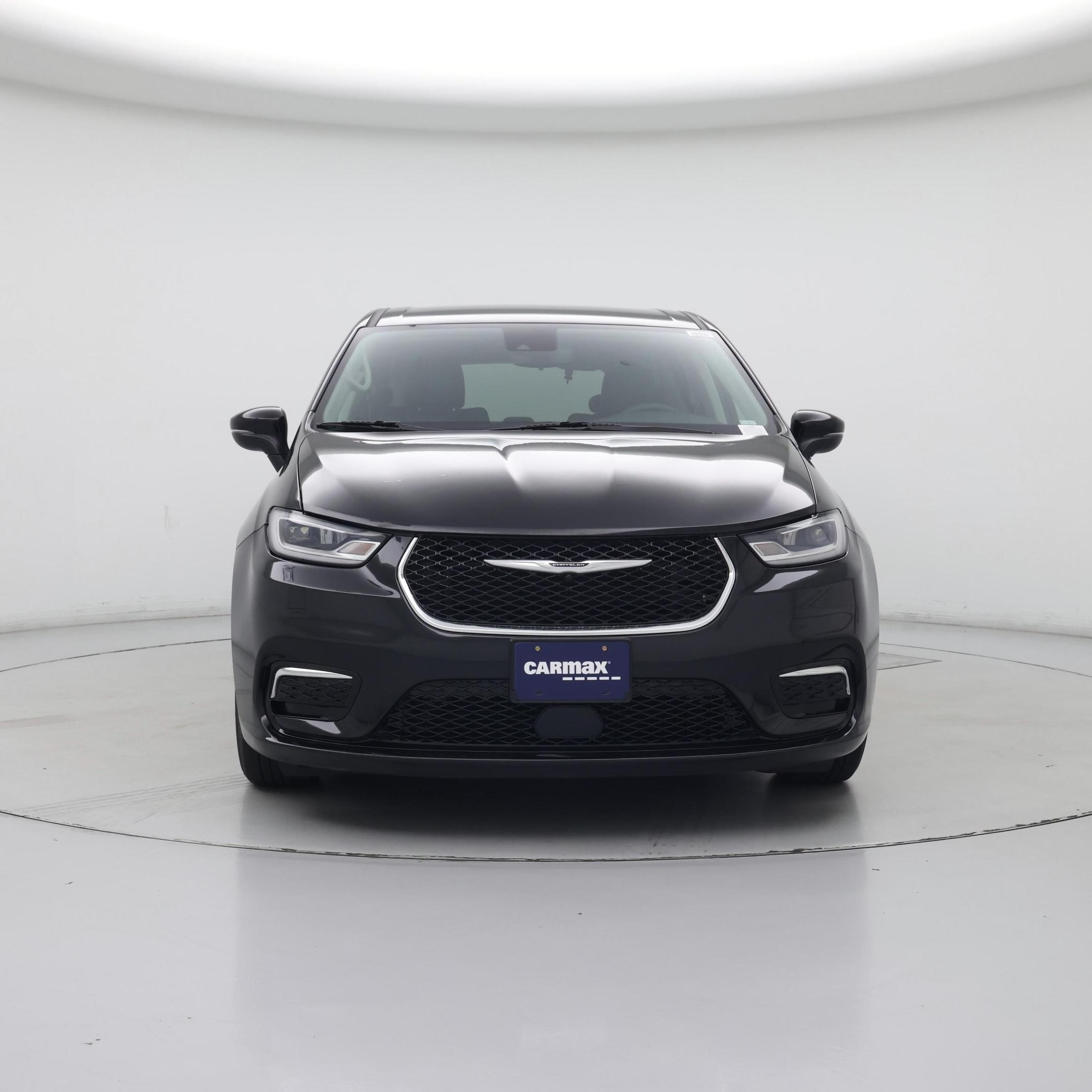 Thumbnail: 2023 Chrysler Pacifica - 5