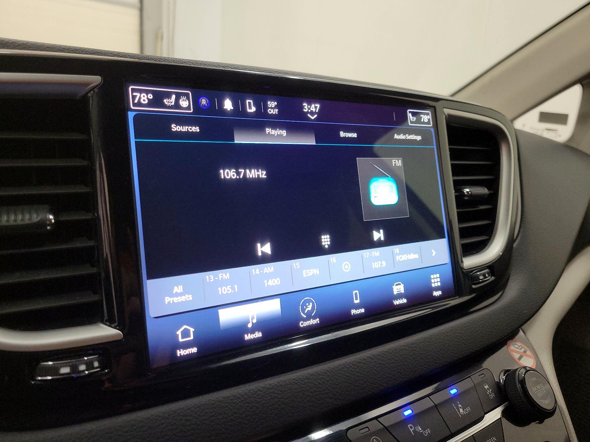 Thumbnail: 2023 Chrysler Pacifica - 15