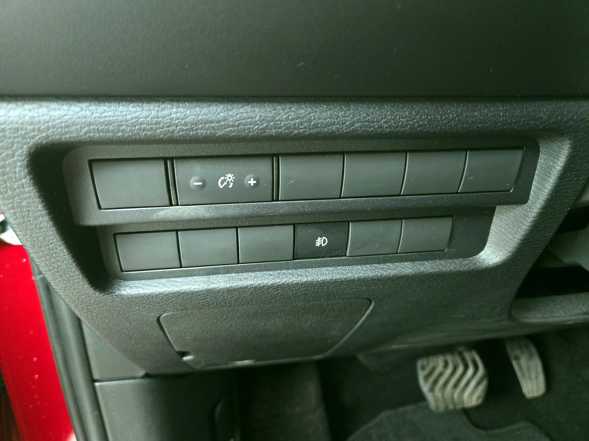 Thumbnail: 2022 Mitsubishi Outlander - 13