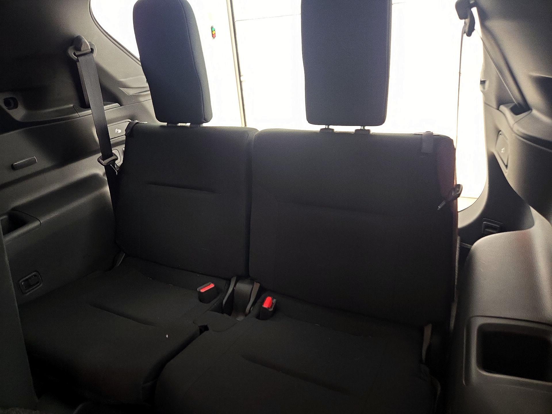 Thumbnail: 2022 Mitsubishi Outlander - 20