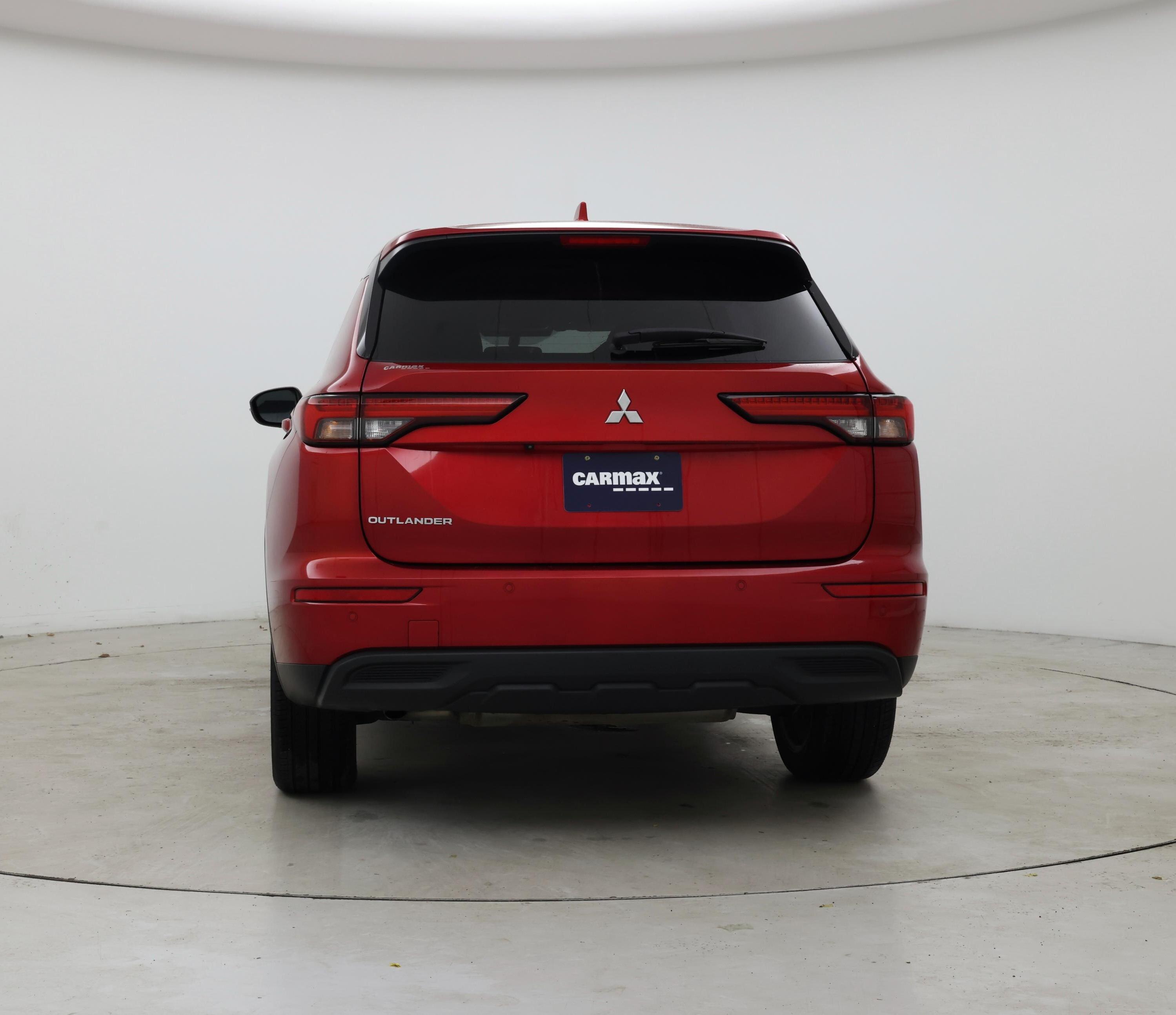 Thumbnail: 2022 Mitsubishi Outlander - 6