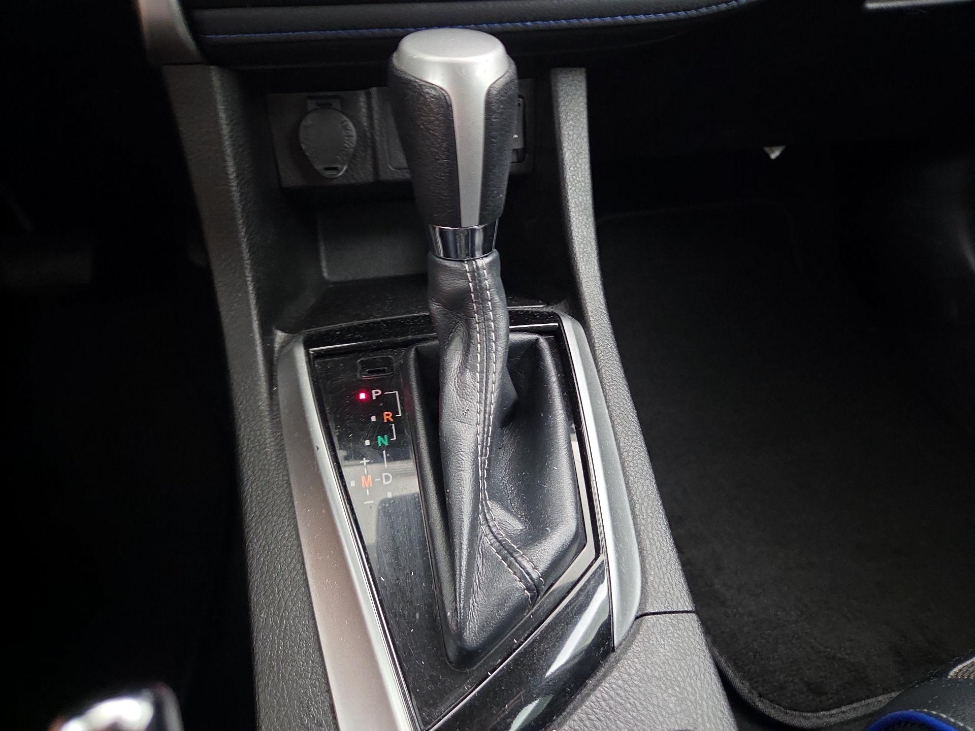 Thumbnail: 2018 Toyota Corolla - 17