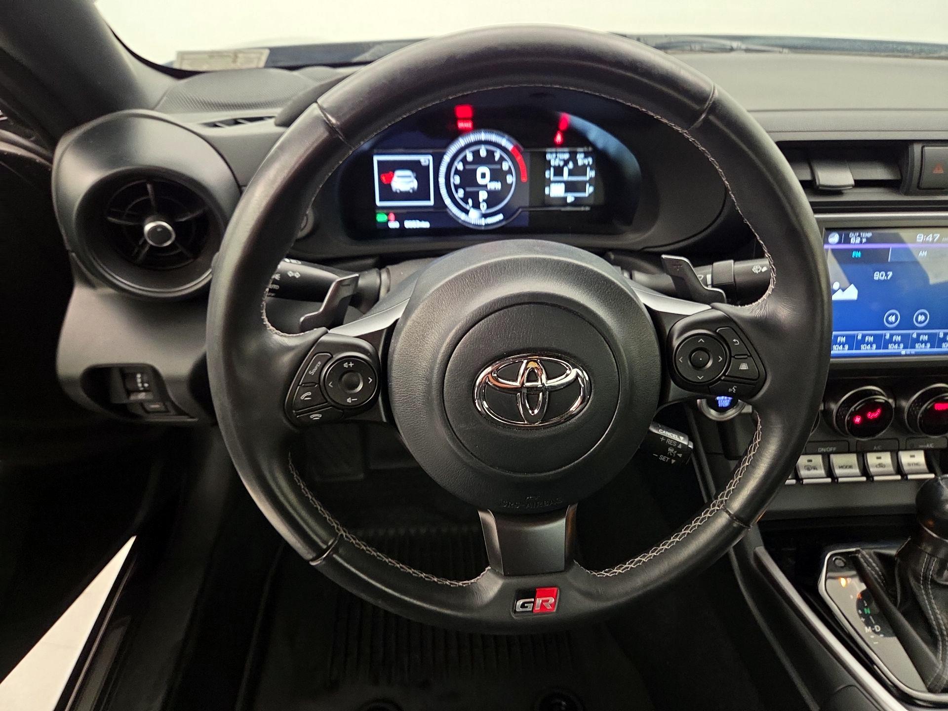 Thumbnail: 2024 Toyota GR86 - 10