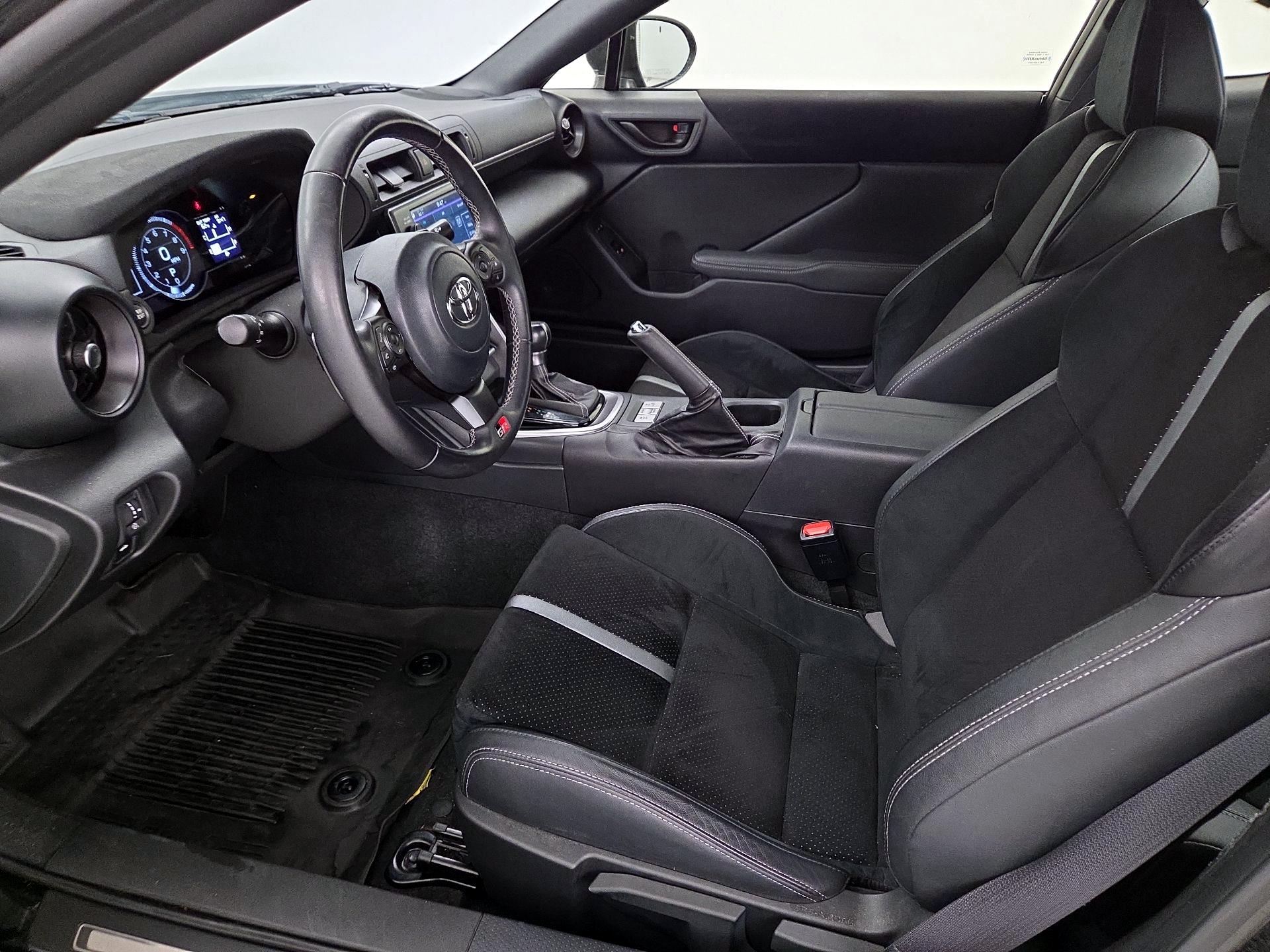 Thumbnail: 2024 Toyota GR86 - 11