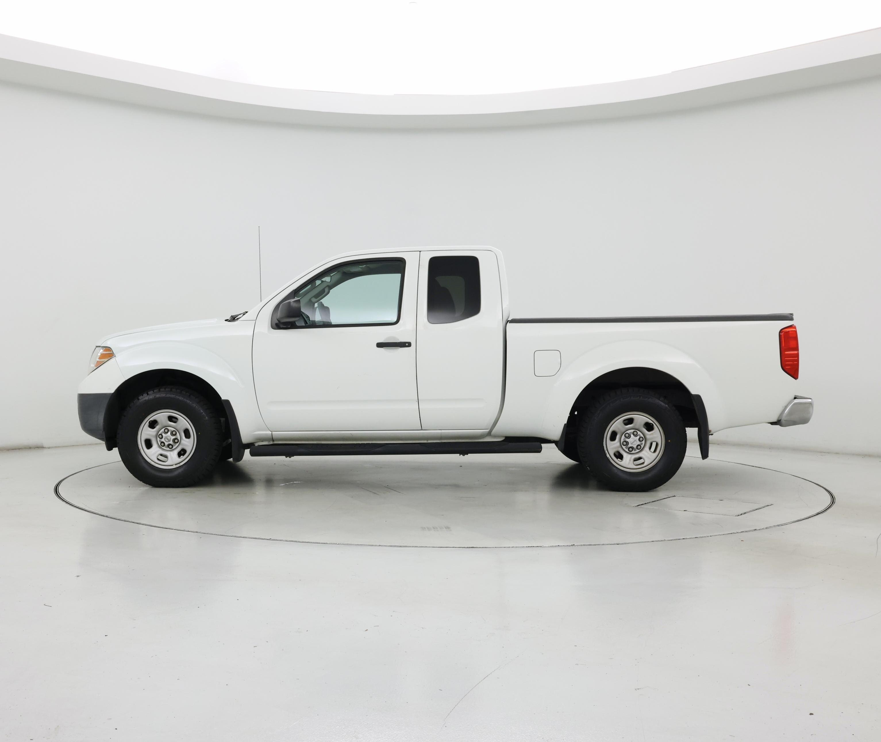 Thumbnail: 2016 Nissan Frontier - 3