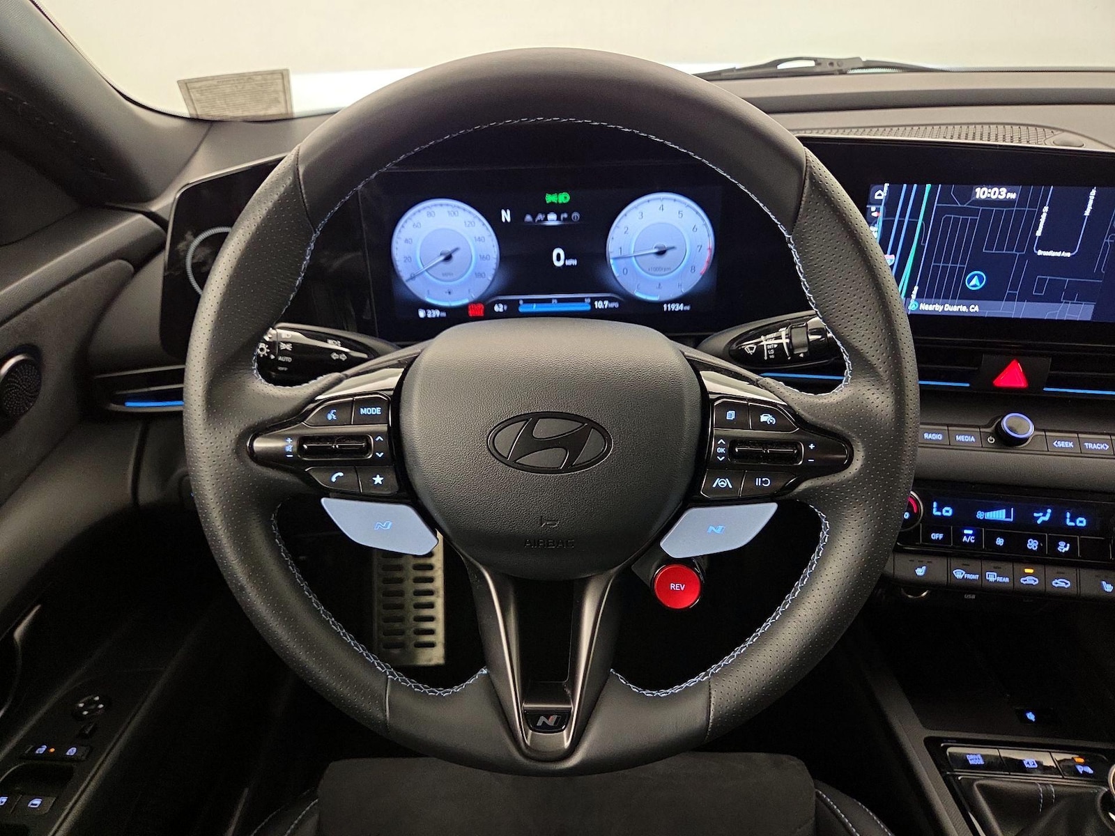 2025 Hyundai Elantra N - Photo 11