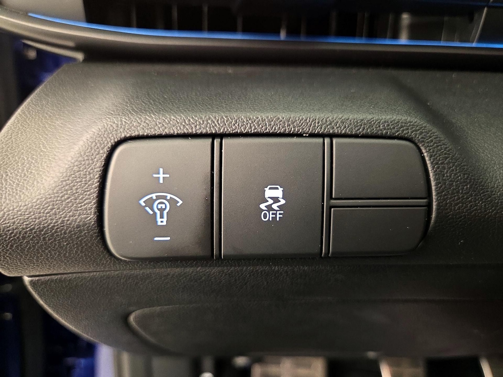 2025 Hyundai Elantra N - Photo 14