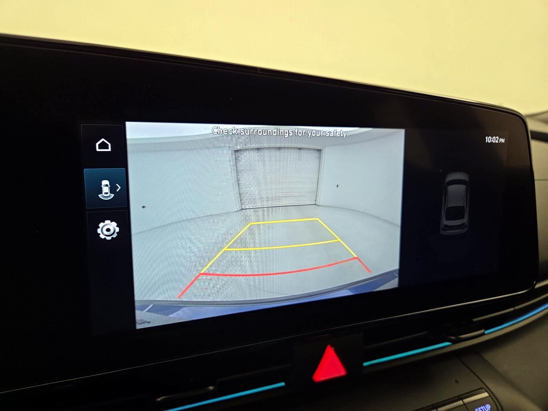 Thumbnail: 2025 Hyundai Elantra - 15