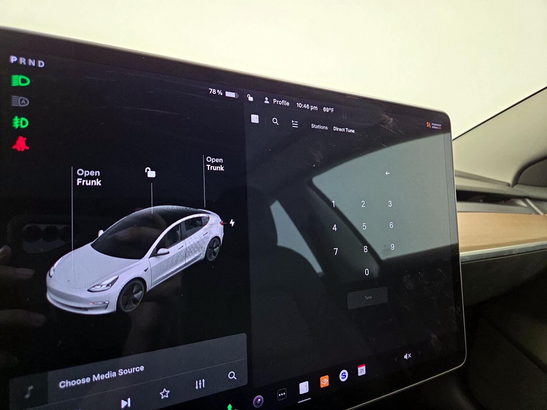 Thumbnail: 2021 Tesla Model 3 - 15
