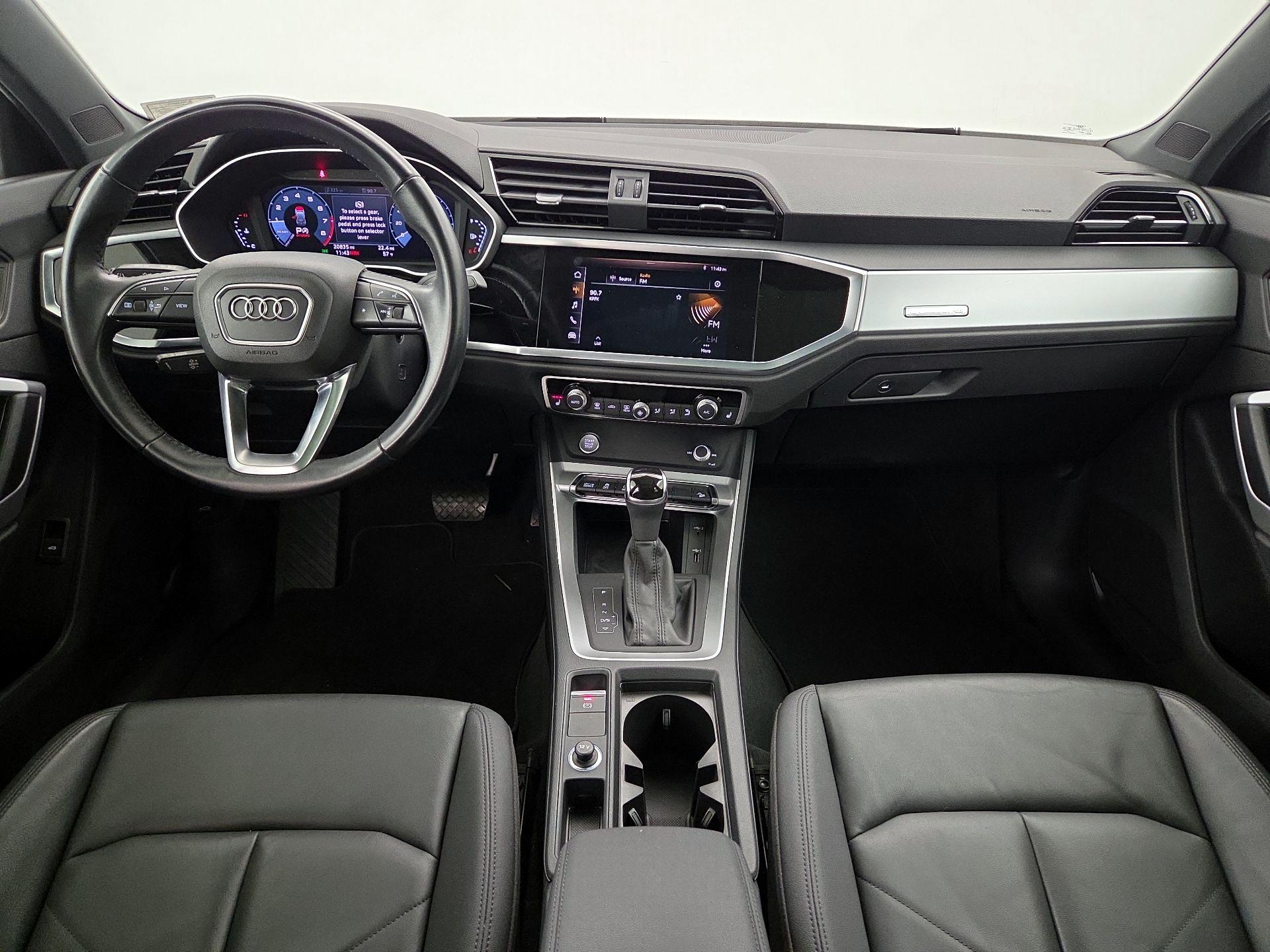 Thumbnail: 2020 Audi Q3 - 9