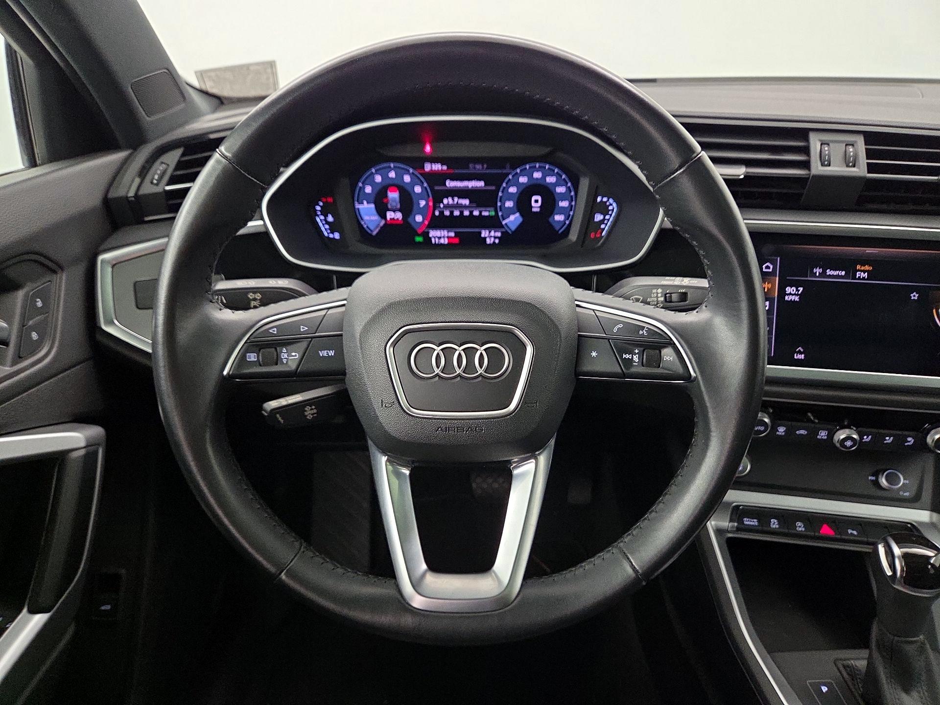 Thumbnail: 2020 Audi Q3 - 10