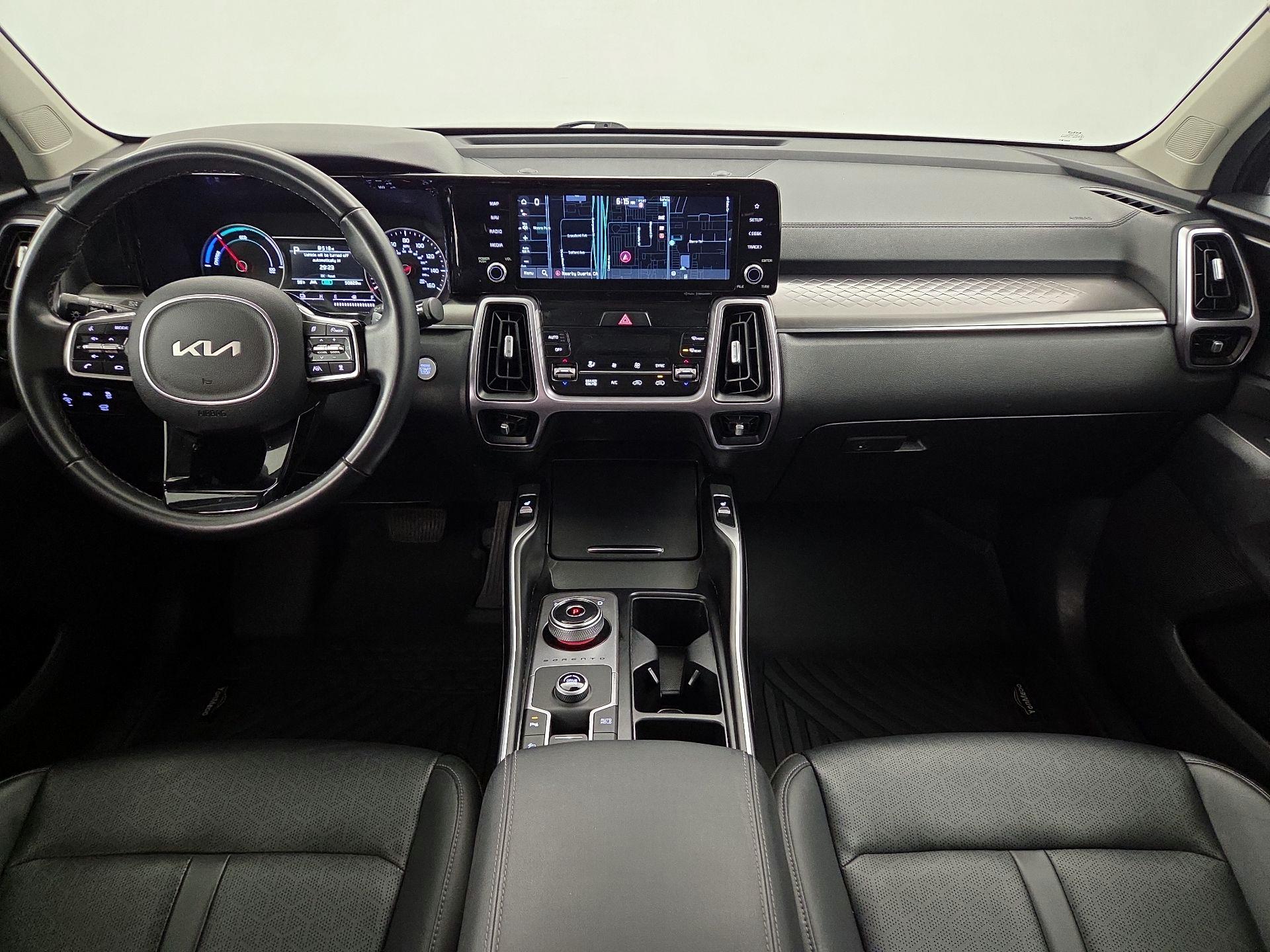 Thumbnail: 2023 Kia Sorento - 9