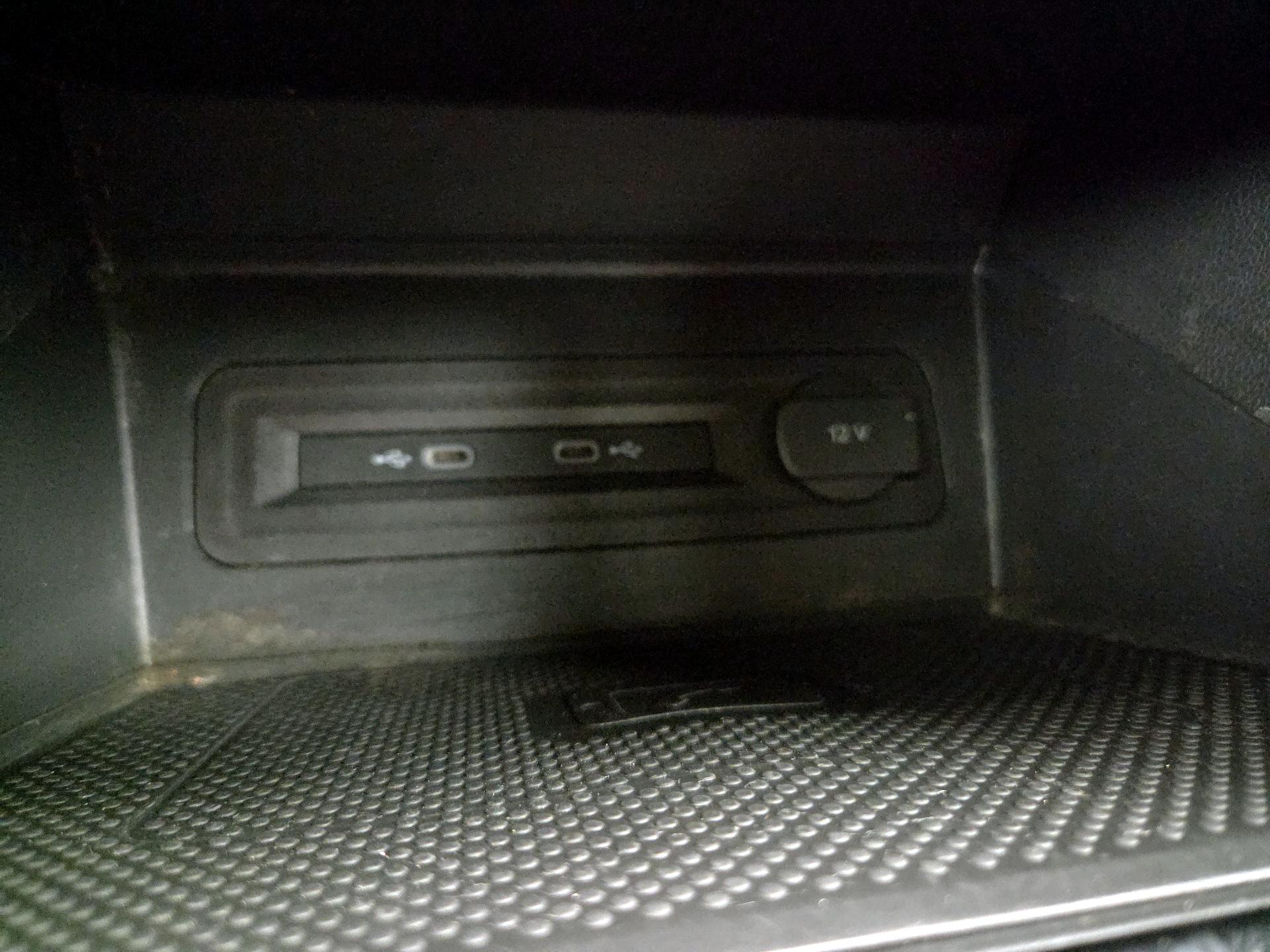 Thumbnail: 2023 Volkswagen Atlas - 18