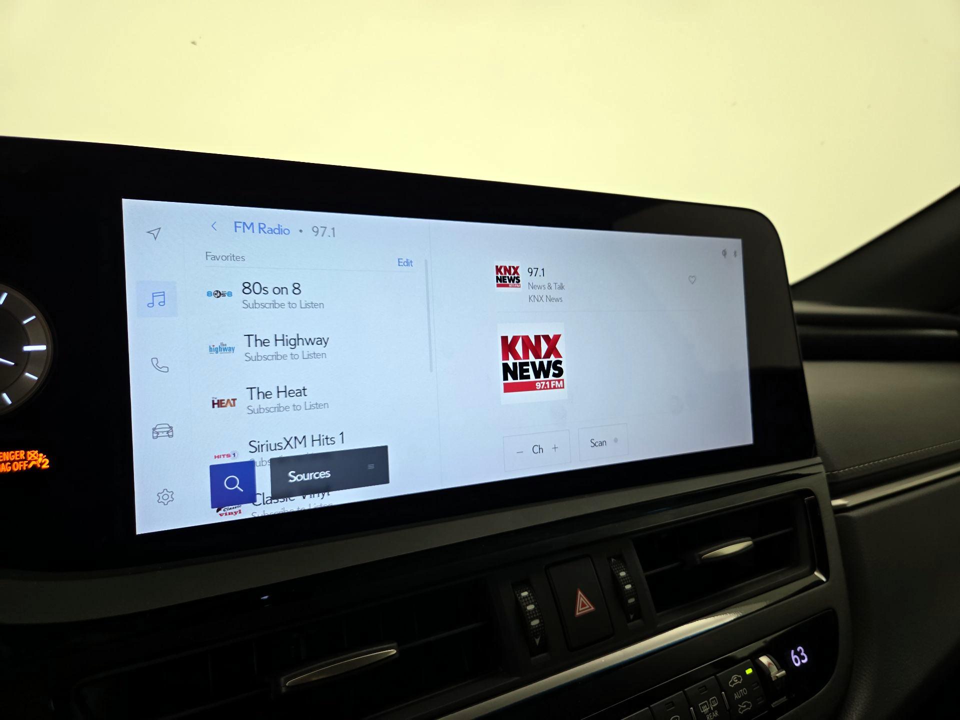 Thumbnail: 2024 Lexus ES - 15