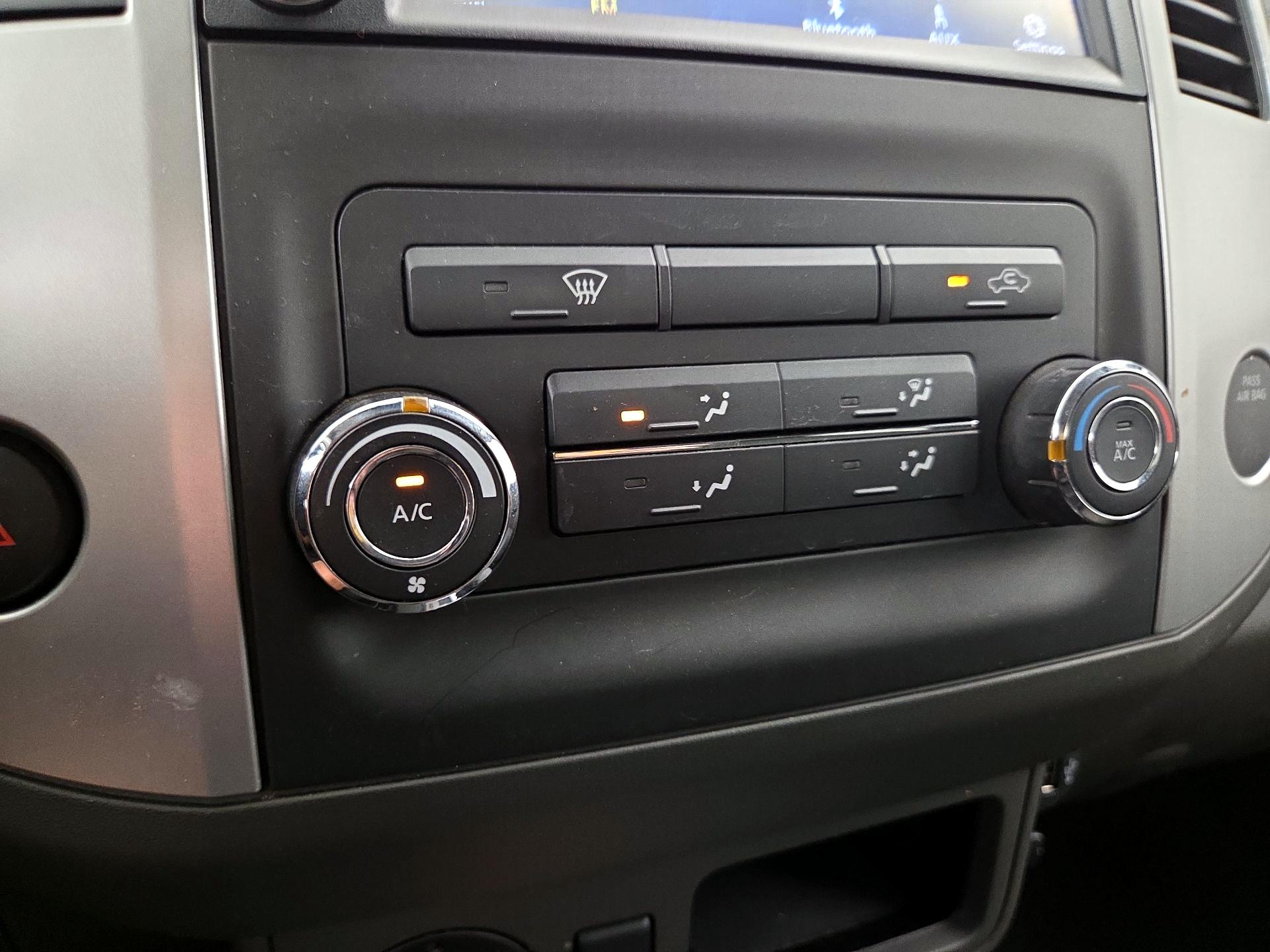 Thumbnail: 2021 Nissan Frontier - 16