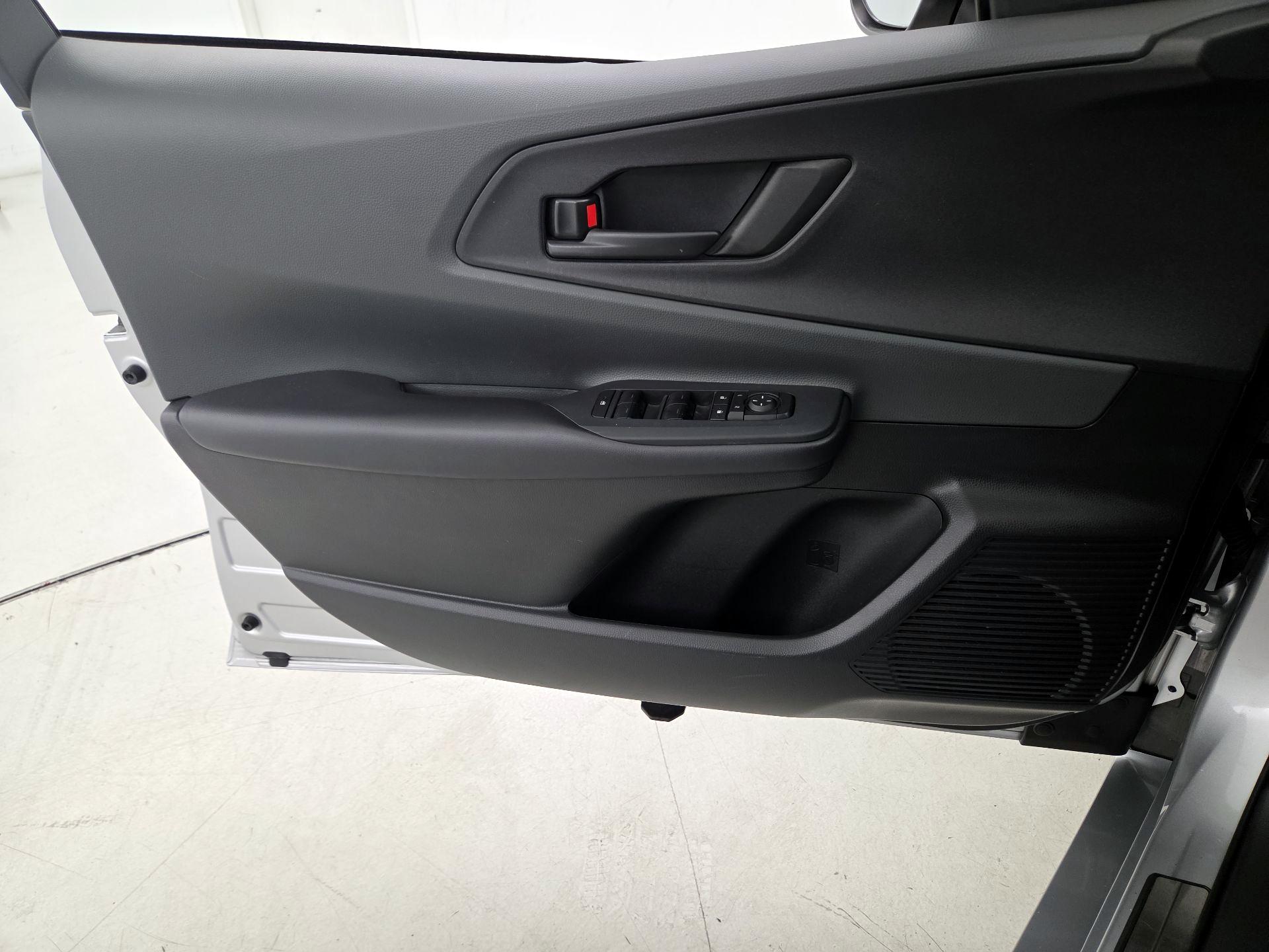 Thumbnail: 2023 Toyota Prius - 12