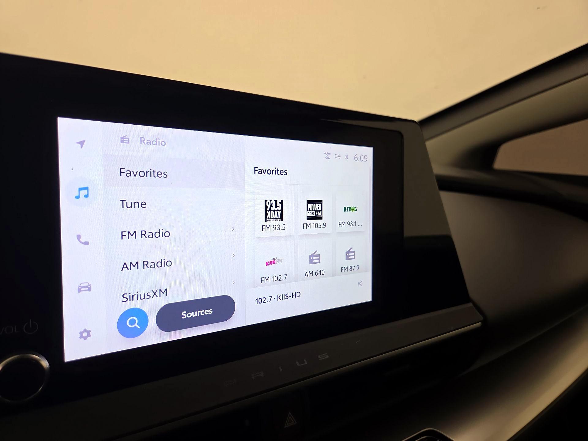 Thumbnail: 2023 Toyota Prius - 15