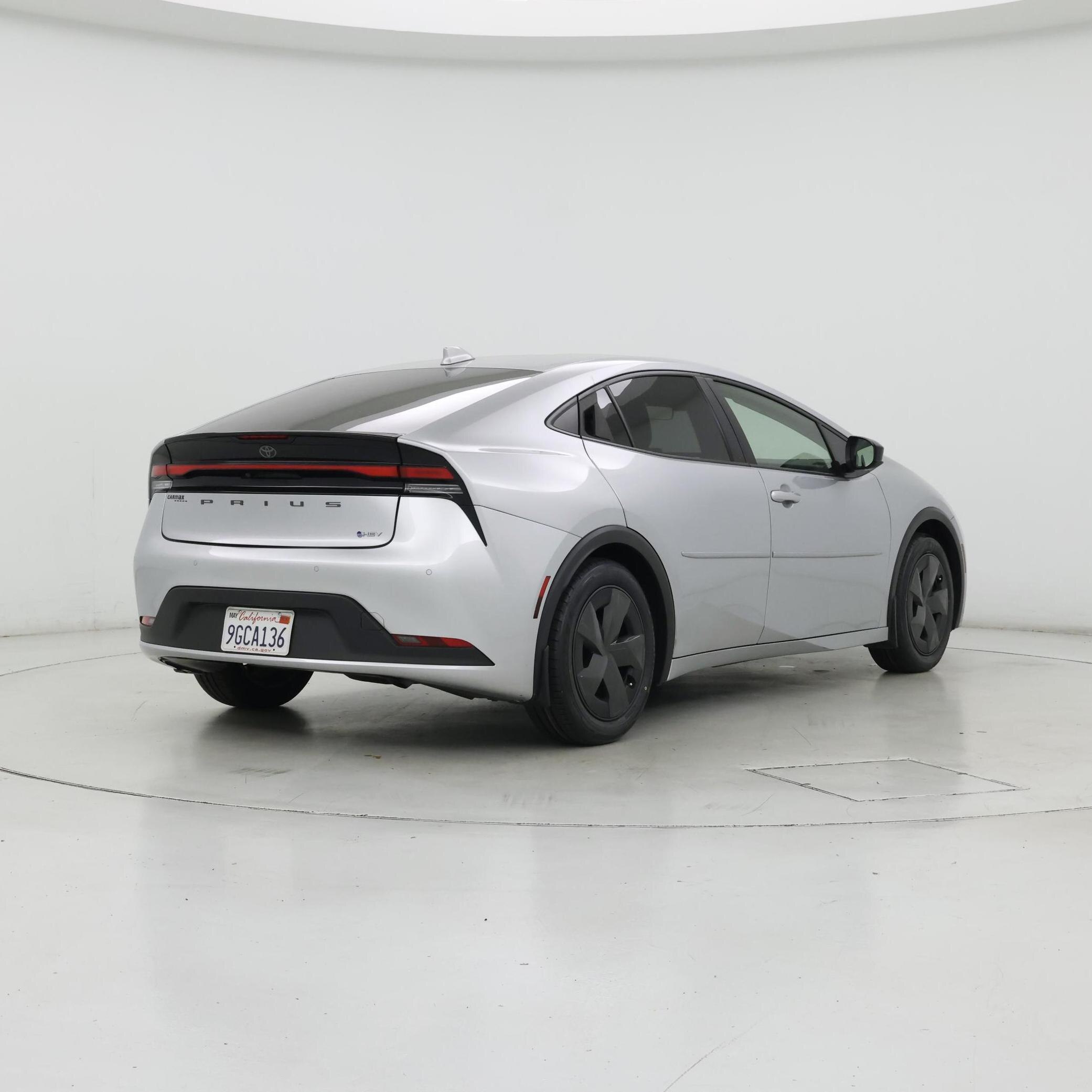 Thumbnail: 2023 Toyota Prius - 8