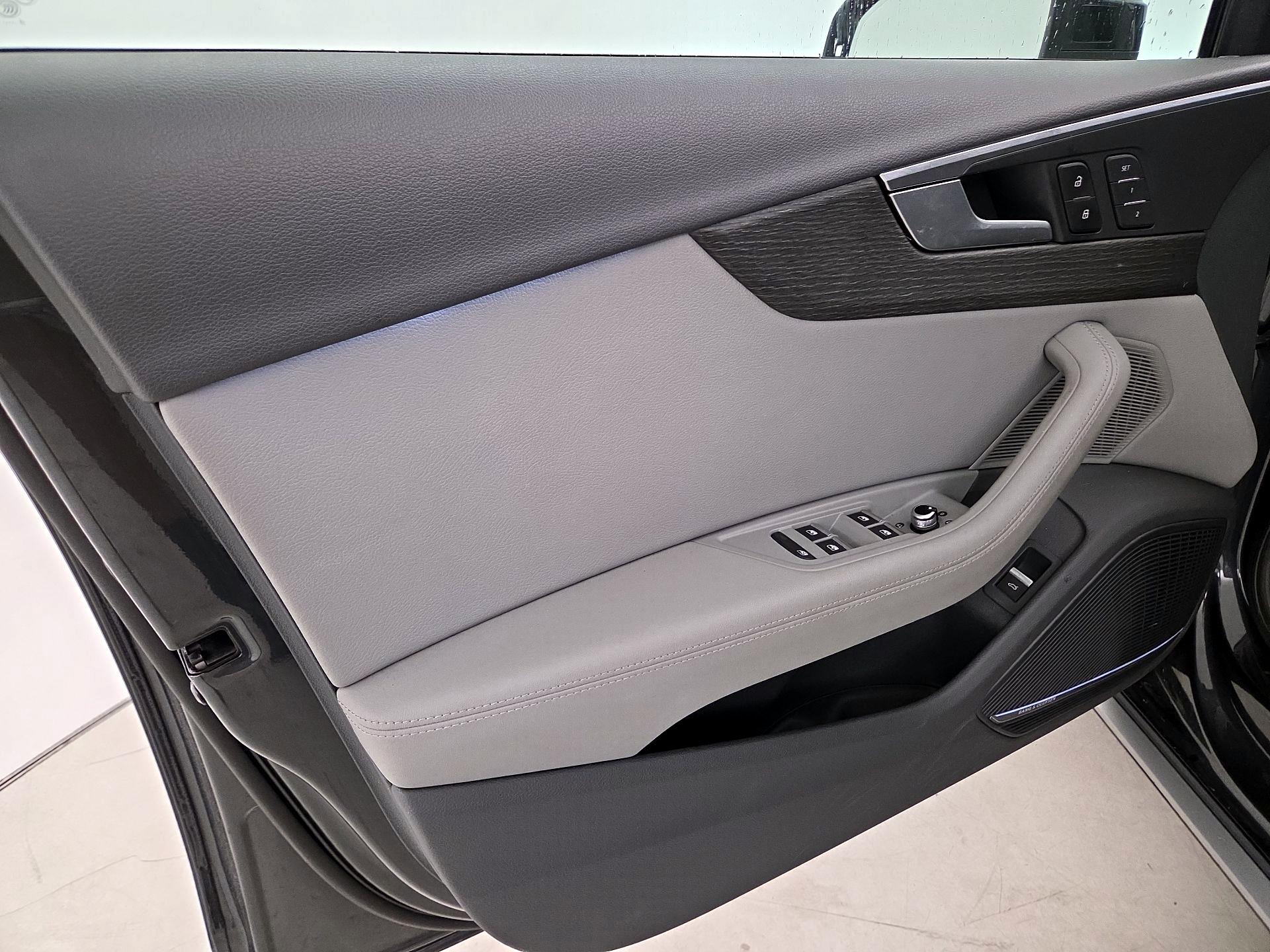 Thumbnail: 2019 Audi A4 - 12