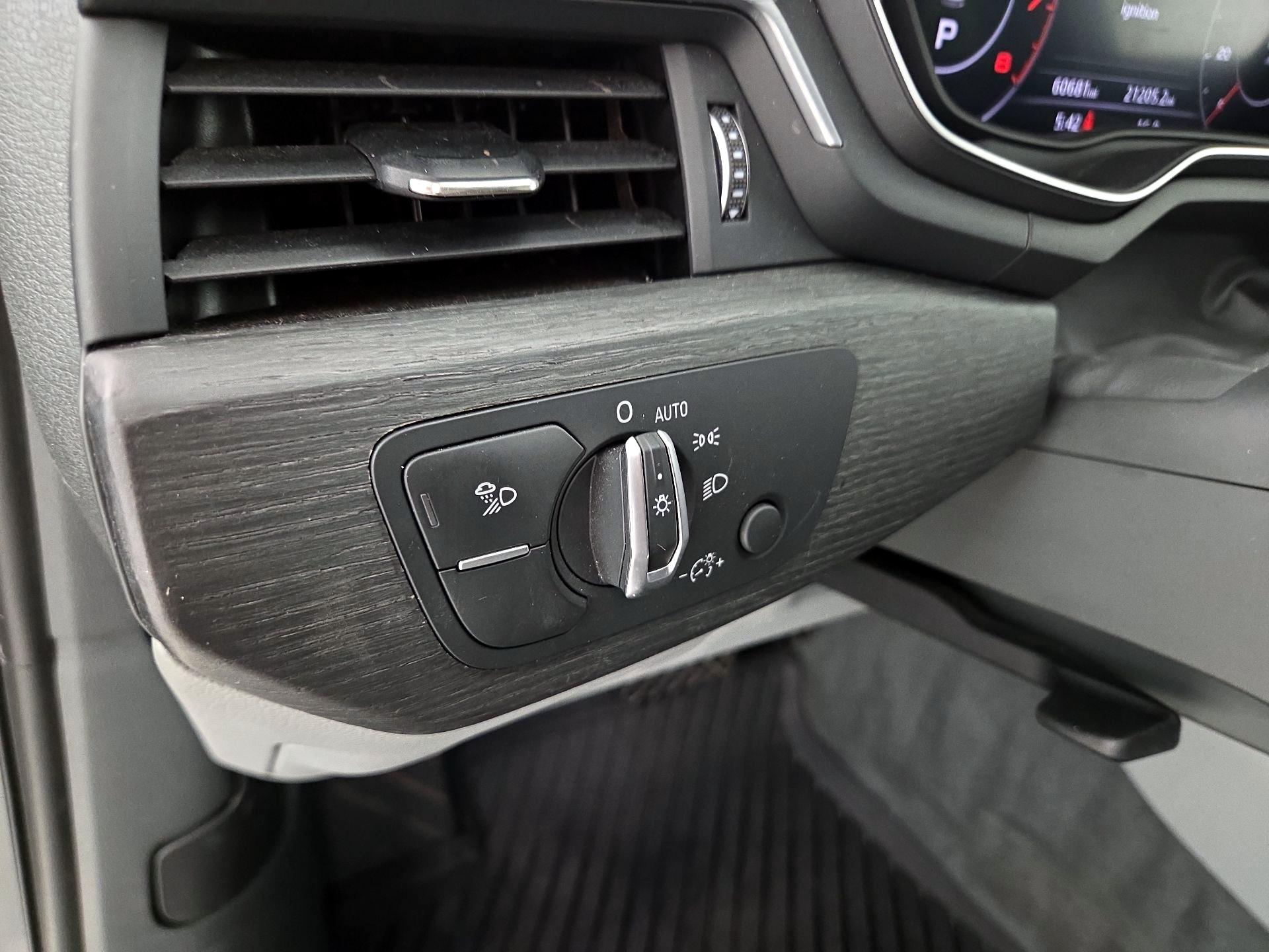 Thumbnail: 2019 Audi A4 - 13