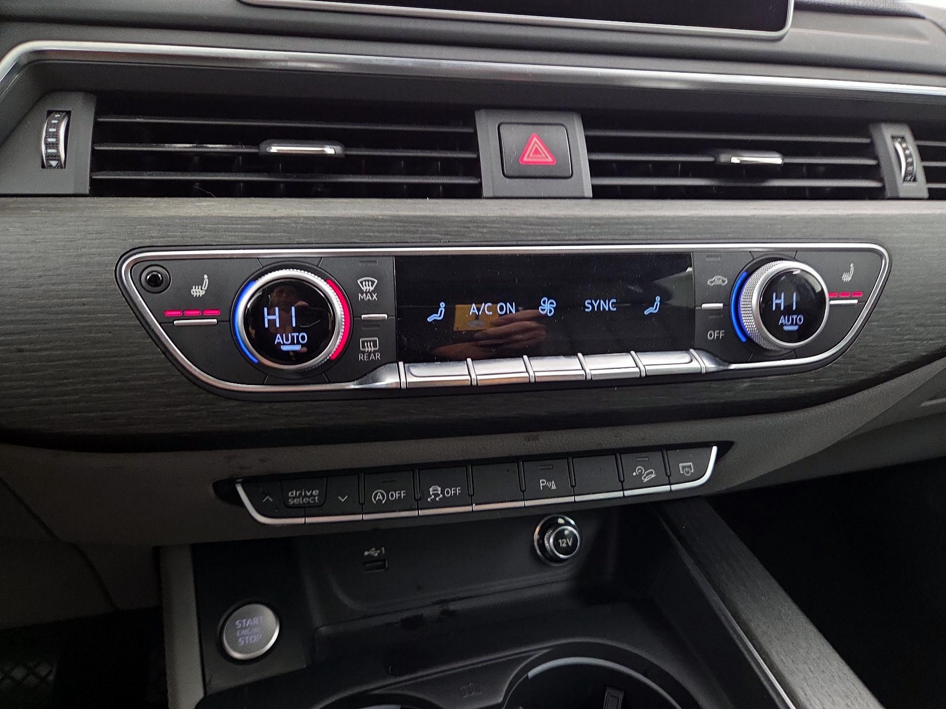 Thumbnail: 2019 Audi A4 - 17