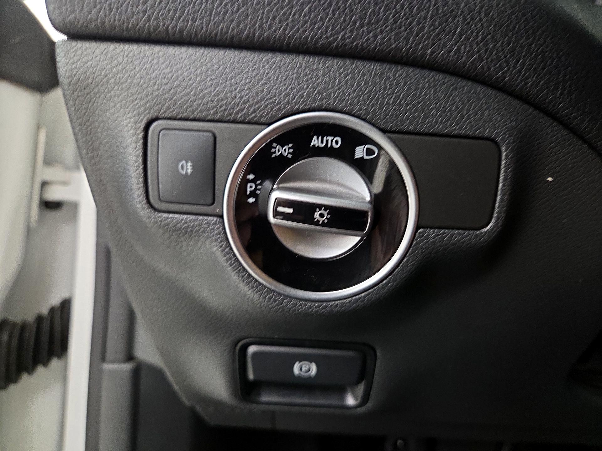 Thumbnail: 2019 Mercedes-Benz CLA - 13