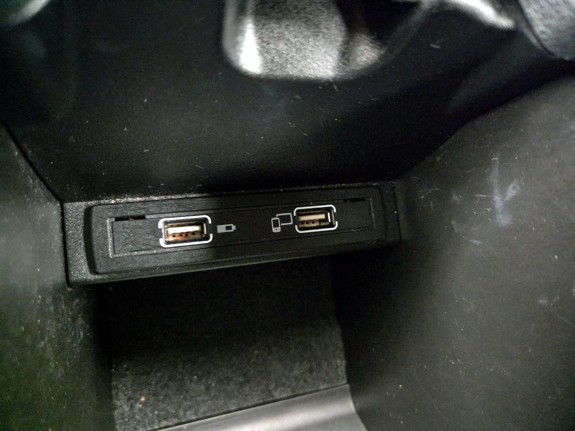 Thumbnail: 2019 Mercedes-Benz CLA - 18