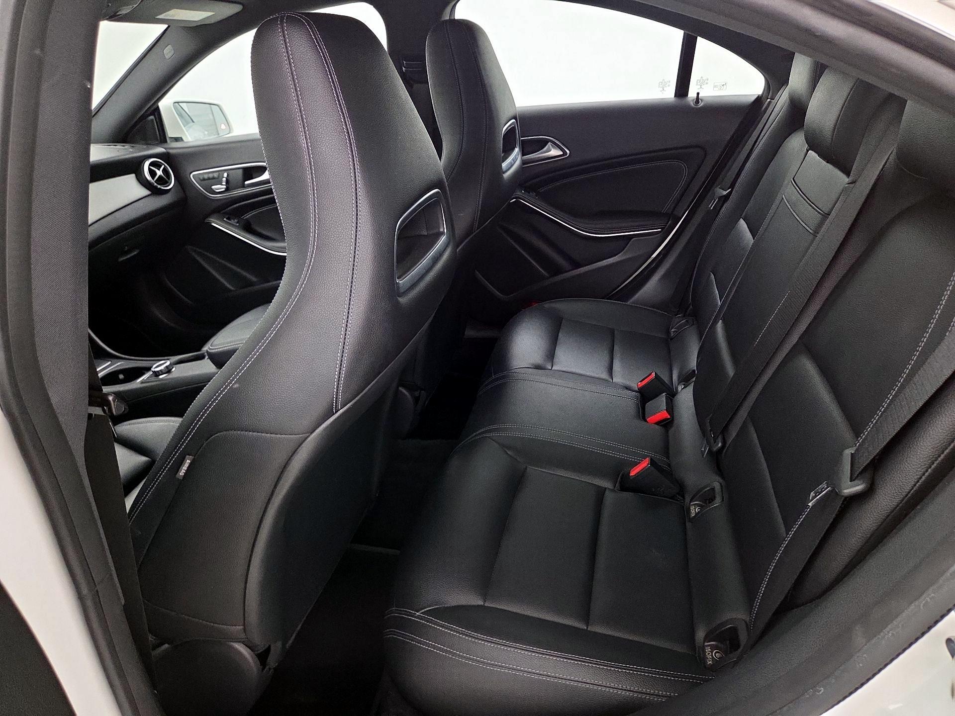 Thumbnail: 2019 Mercedes-Benz CLA - 19