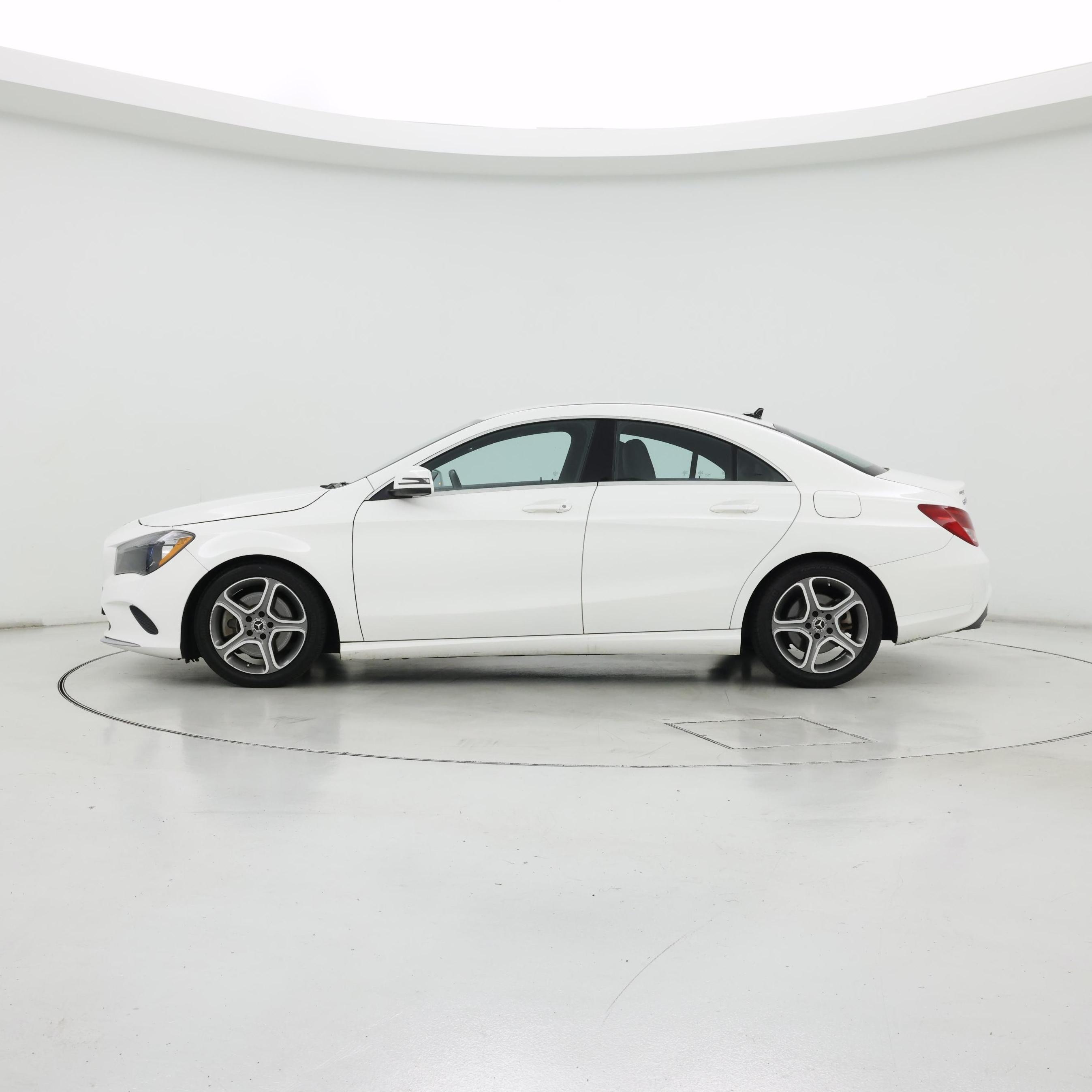 Thumbnail: 2019 Mercedes-Benz CLA - 3