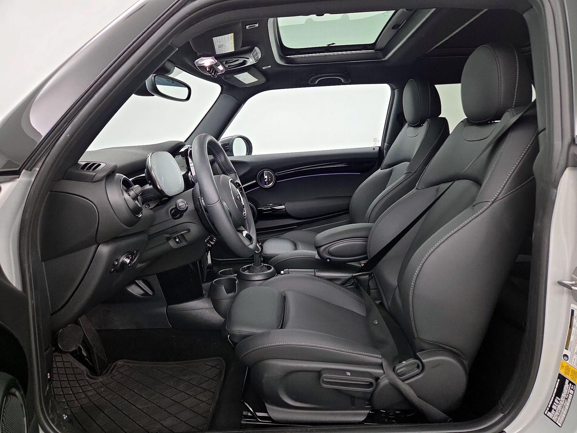 Thumbnail: 2023 MINI Cooper Hardtop - 11