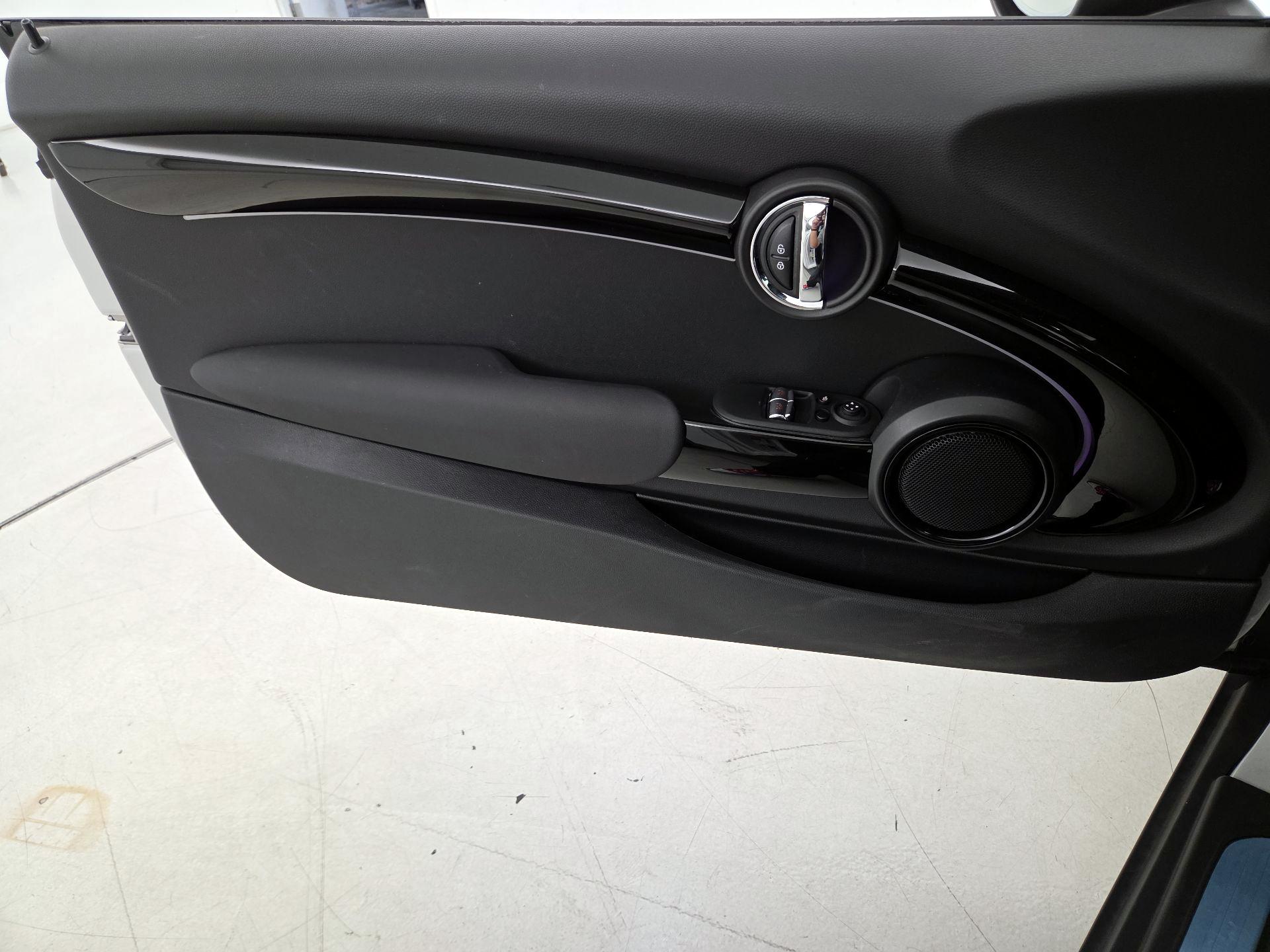 Thumbnail: 2023 MINI Cooper Hardtop - 12